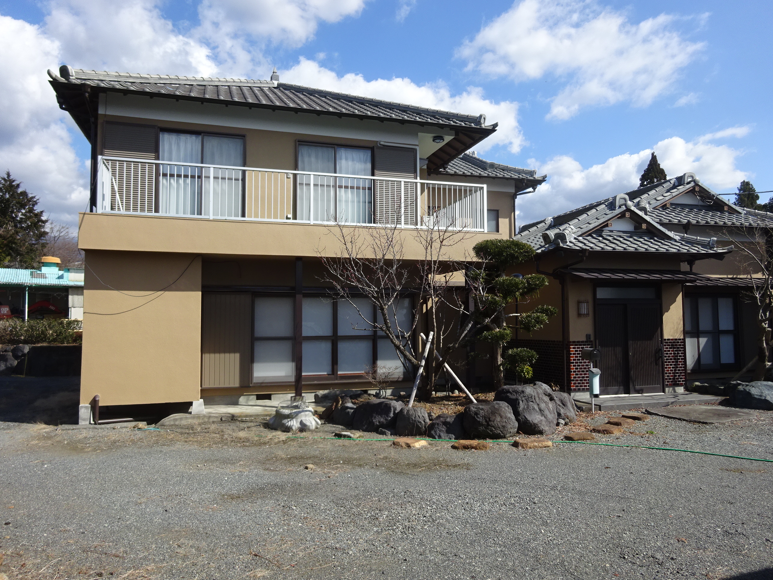 富士宮市杉田戸建て借家・作業所ガレージ付き