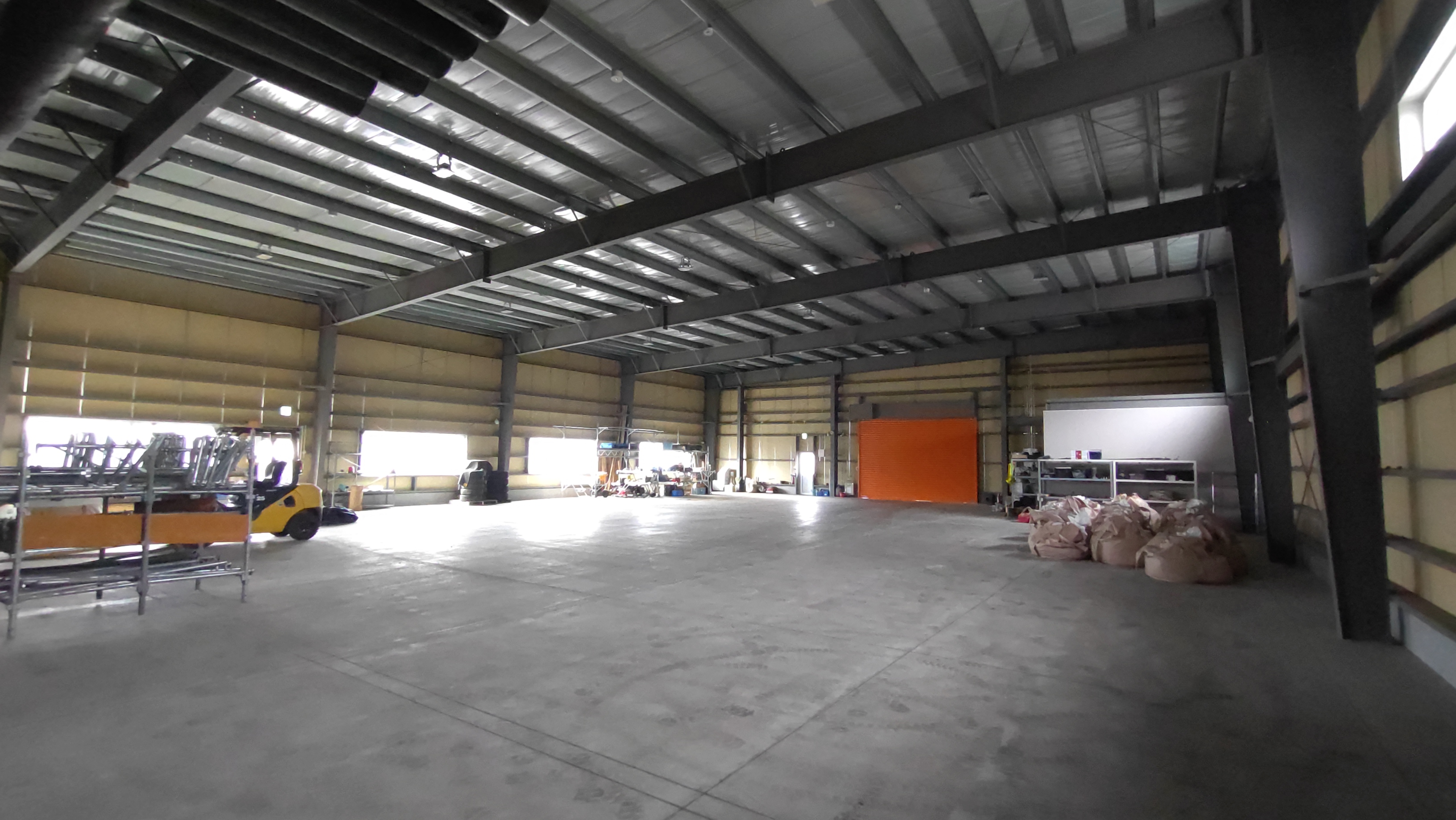 富士宮市小泉売り倉庫・事務所