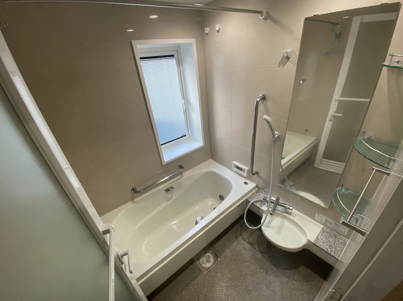 富士宮市山本”一条工務店施工”築浅住宅