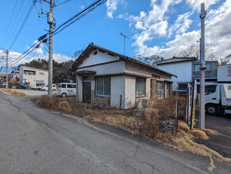 富士宮市宮原売土地　古小屋付