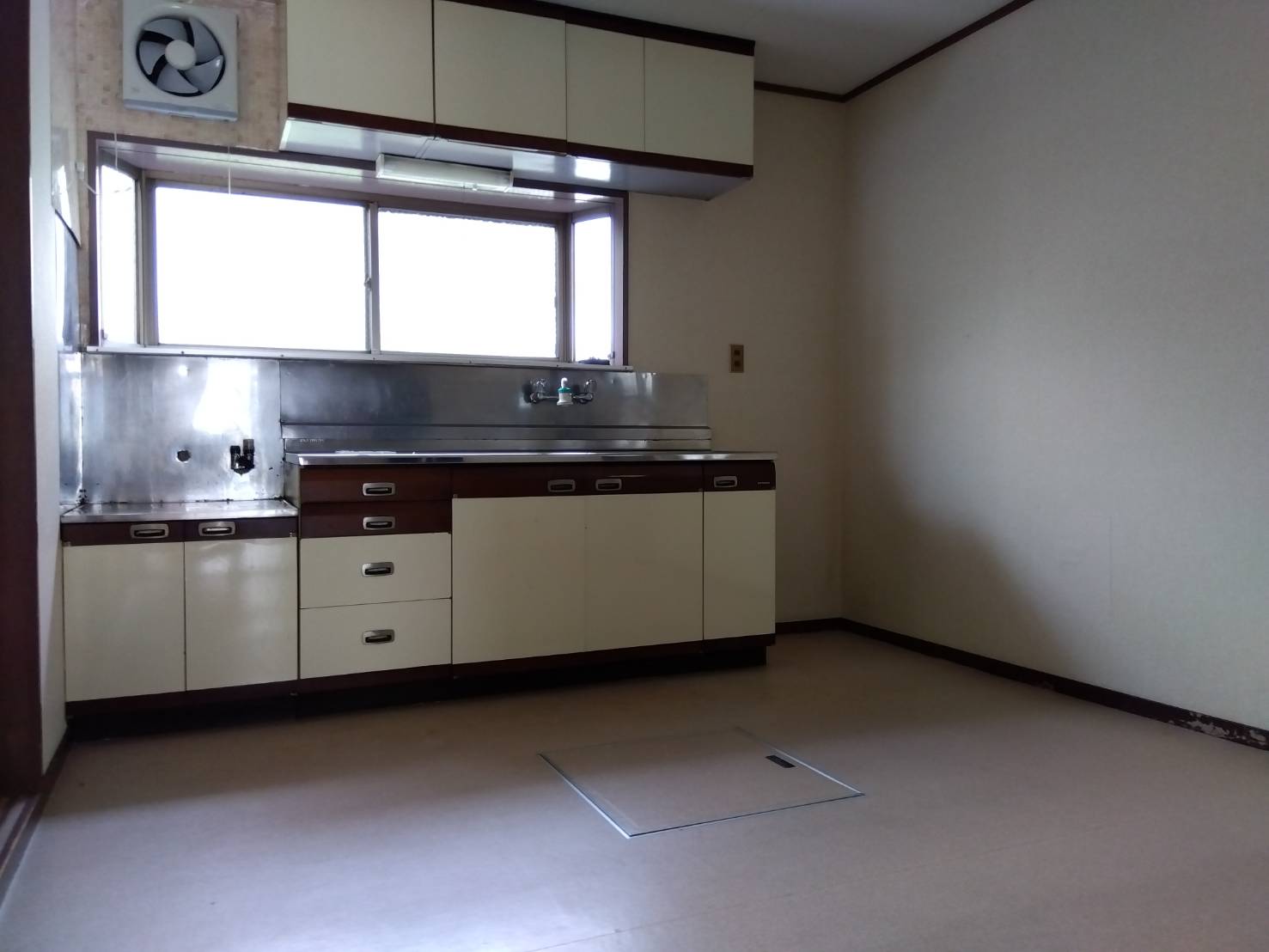 富士宮市万野原新田中古住宅