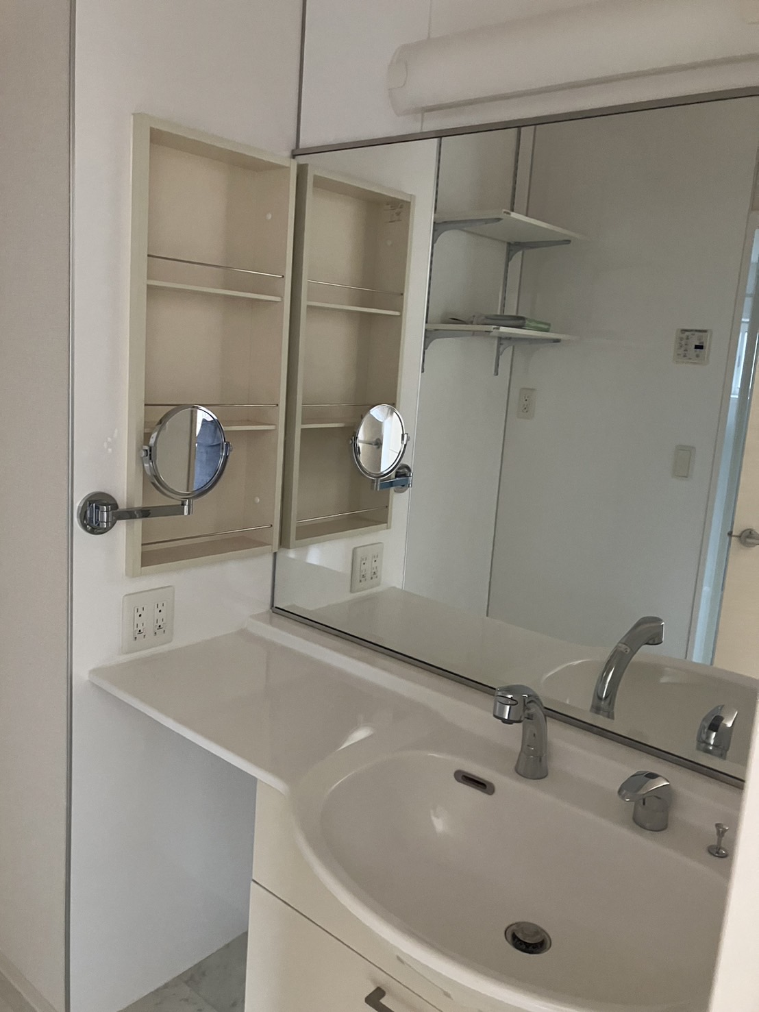 富士宮市光町　D-Room マツダ 102