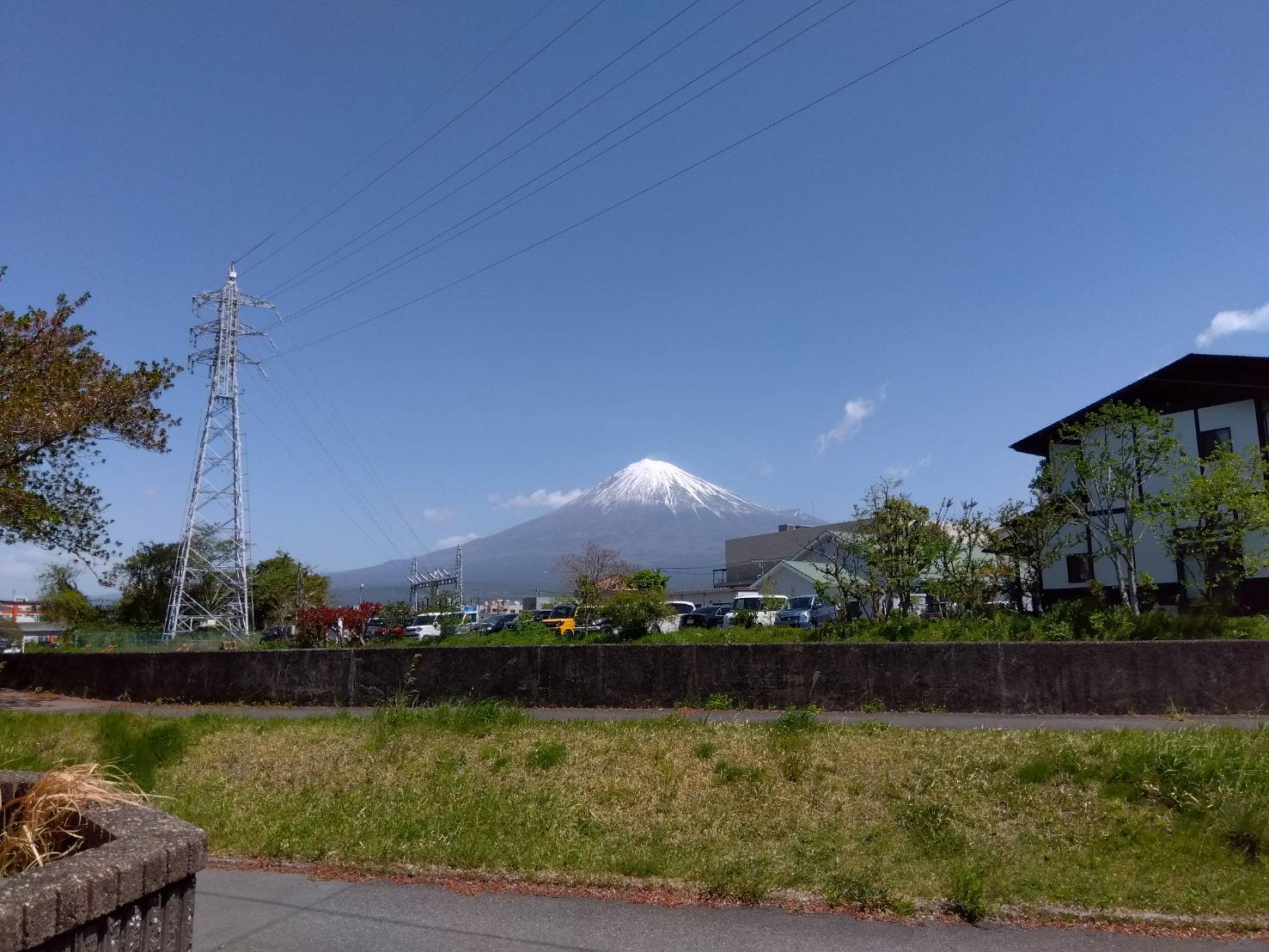 富士宮市神田川町二世帯住宅