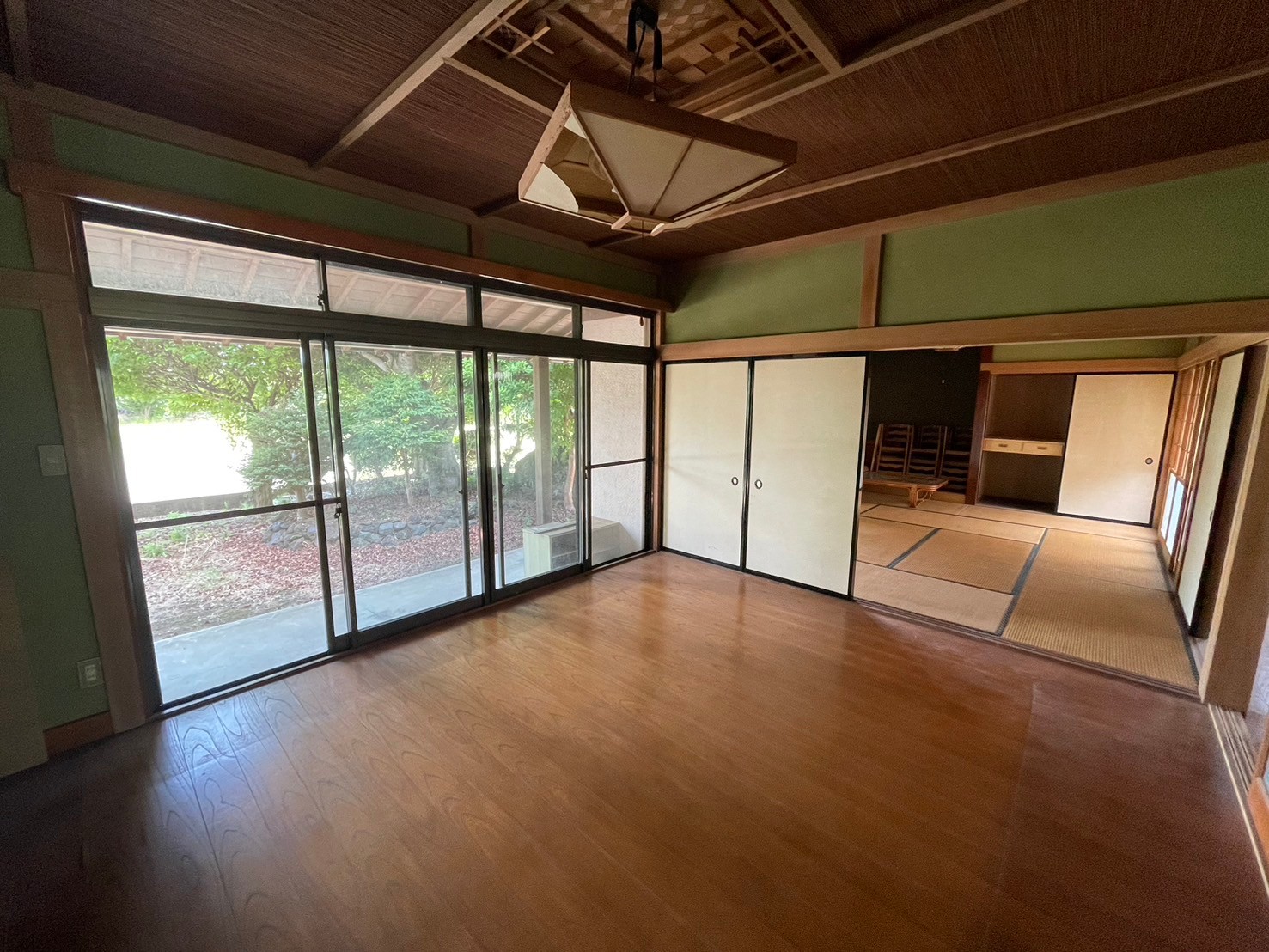 富士市一色ジャパニーズモダン平屋邸宅