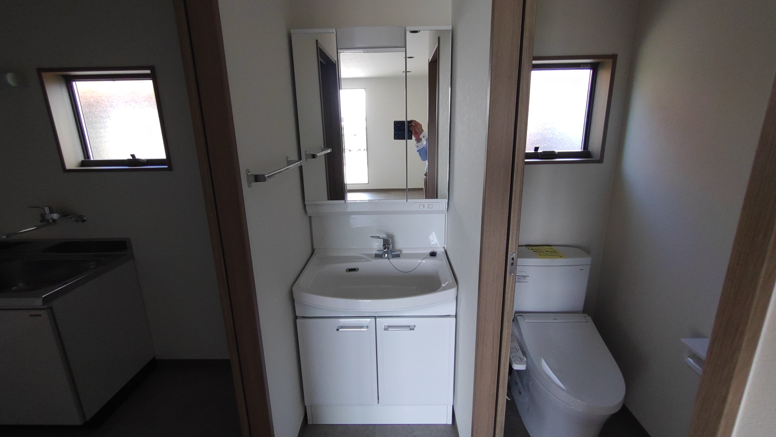 富士市香西複合路面店舗 A 店舗