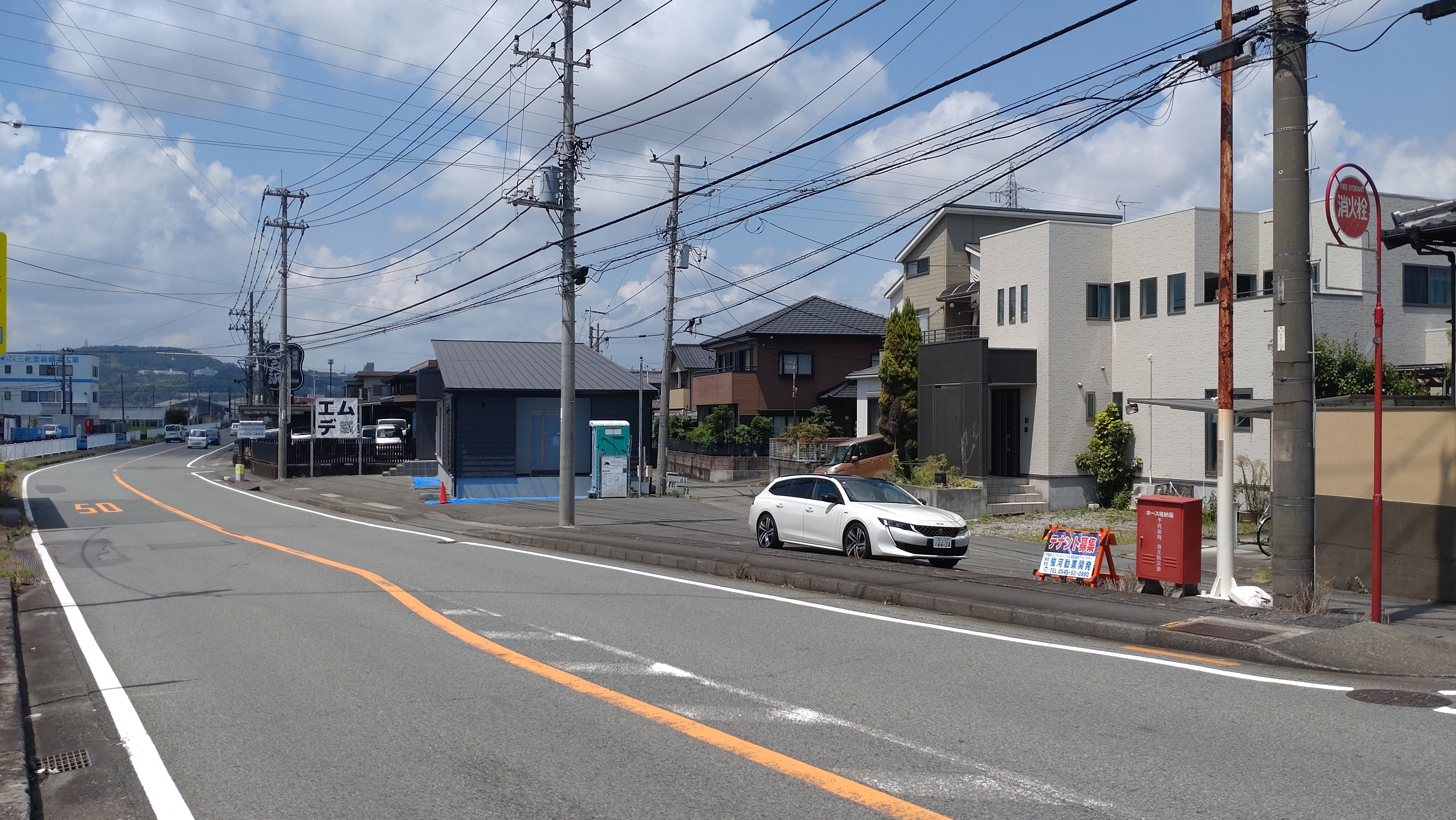 富士市香西複合路面店舗 A 店舗