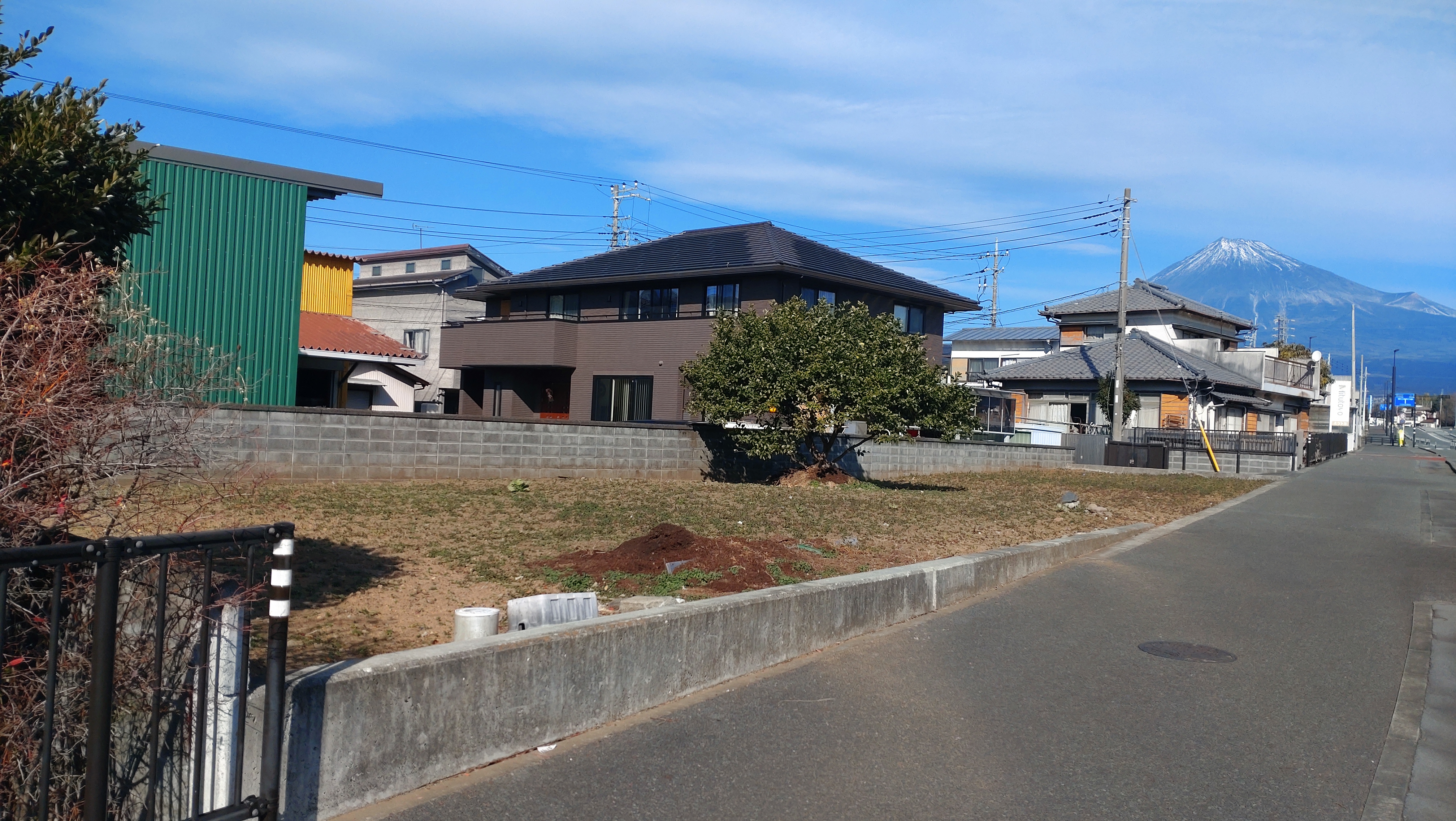 富士市伝法ロードサイドテナント