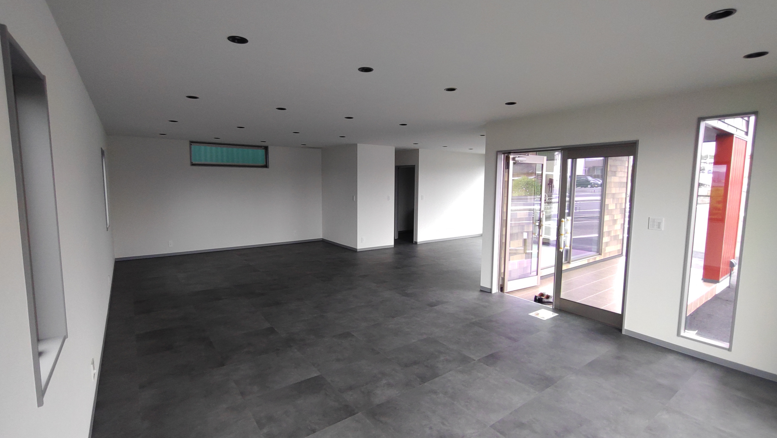 富士市伝法ロードサイドテナント