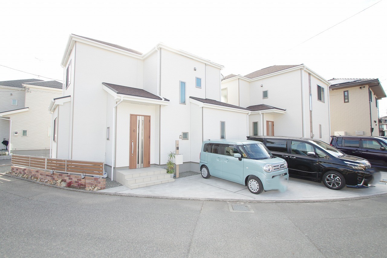 富士市伝法築浅中古住宅