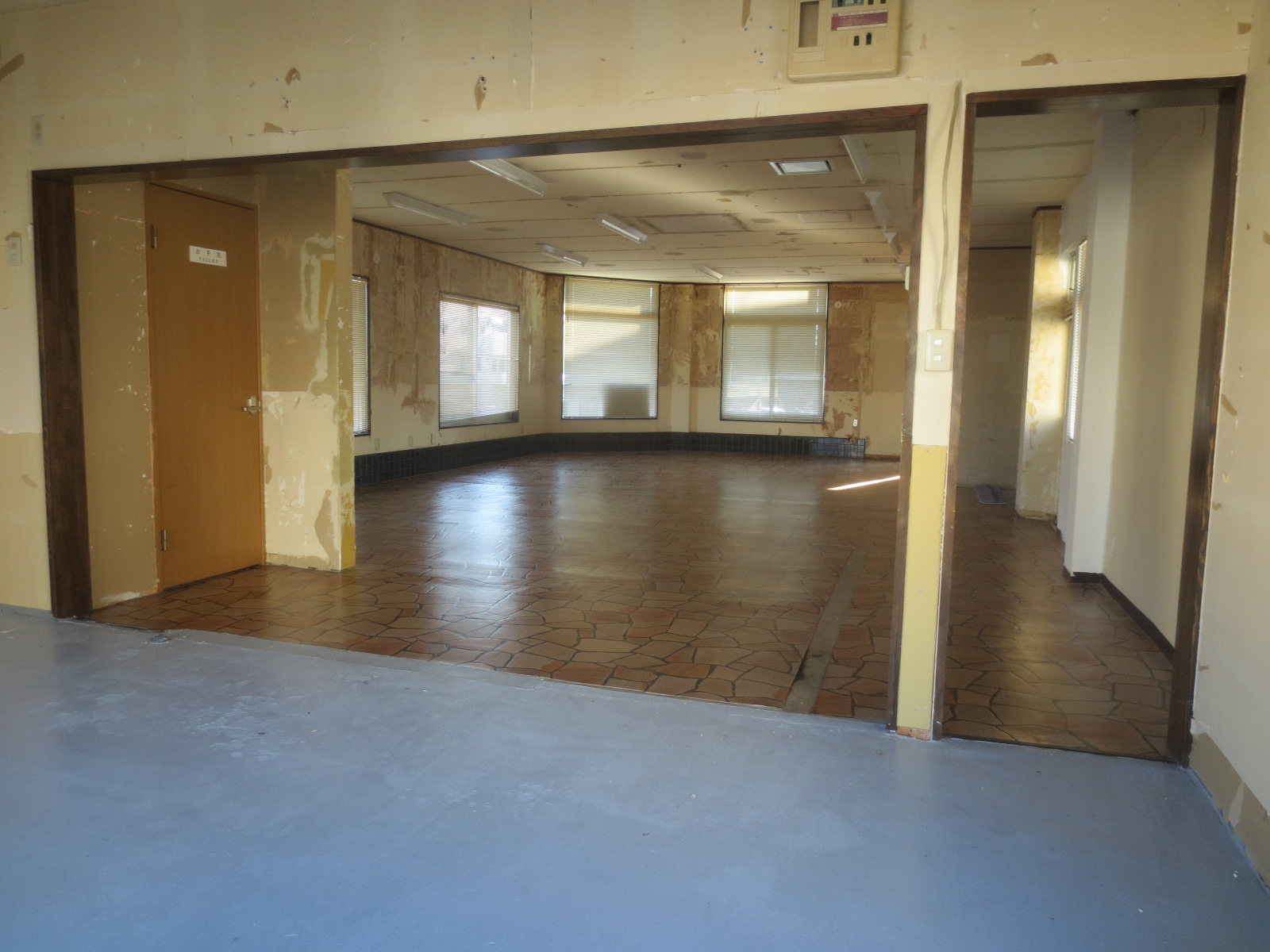 富士市役所北側複合テナント