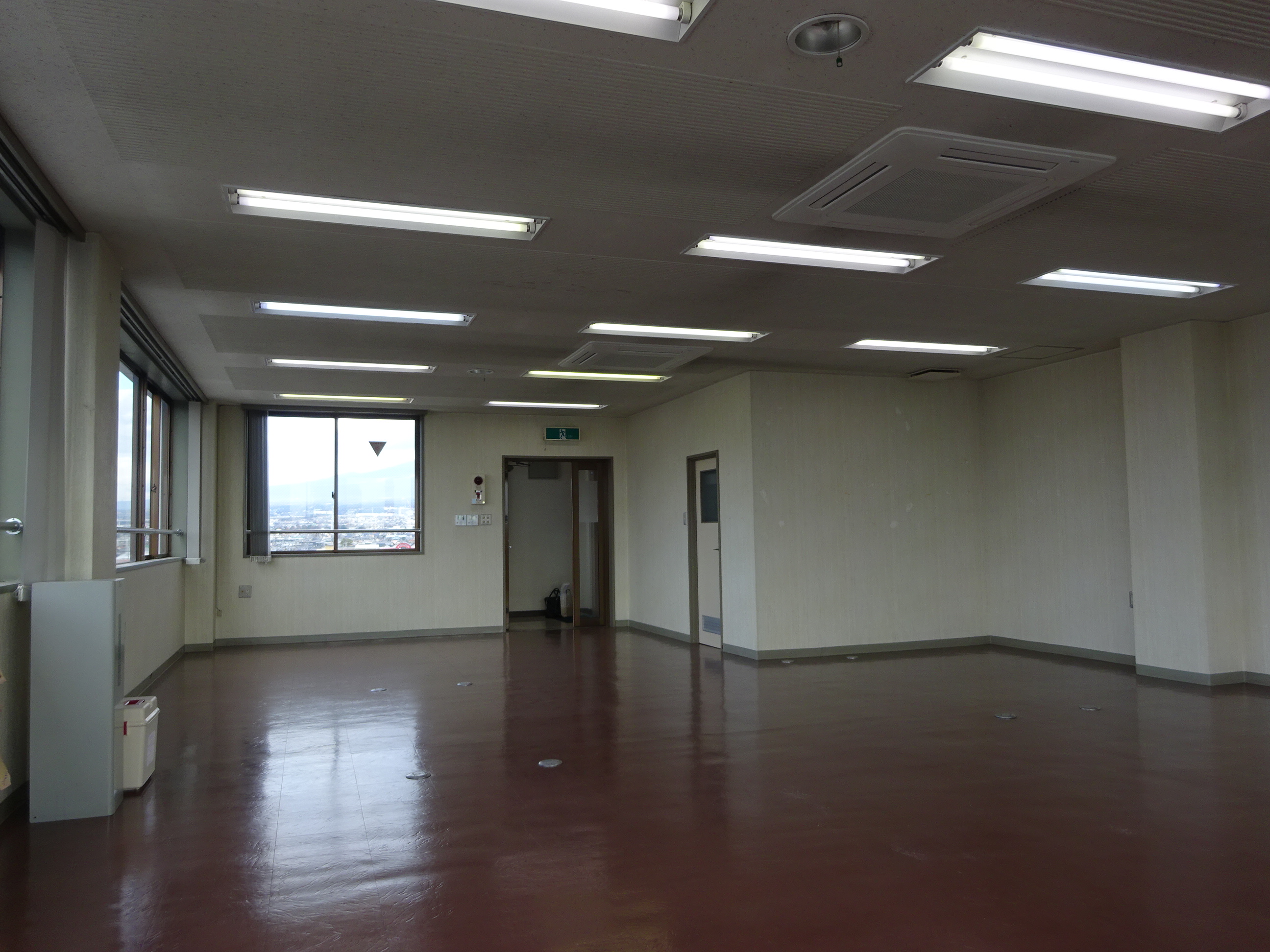 富士市本市場複合テナントビル