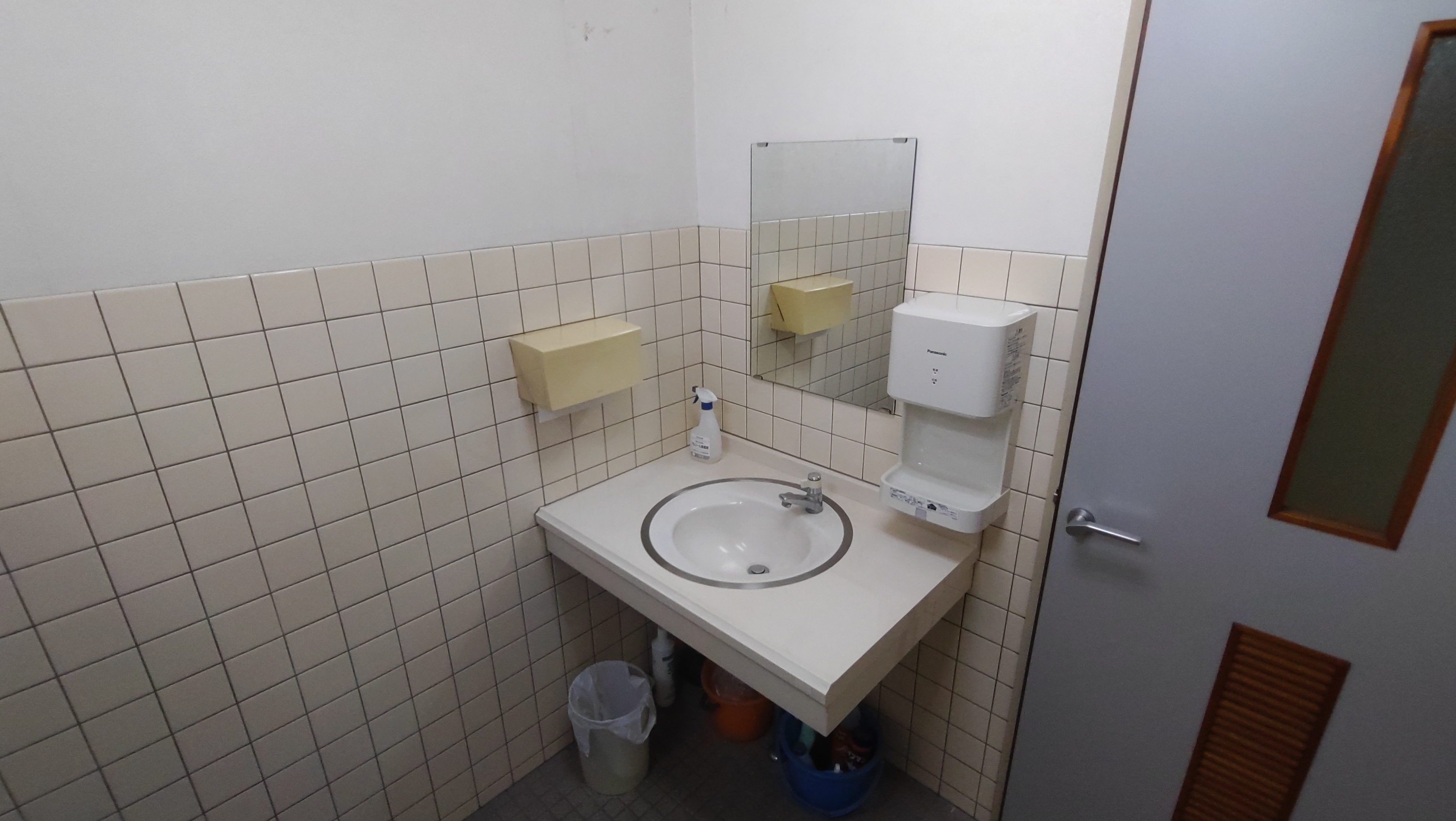 富士市錦町1丁目スルガ複合テナントビル