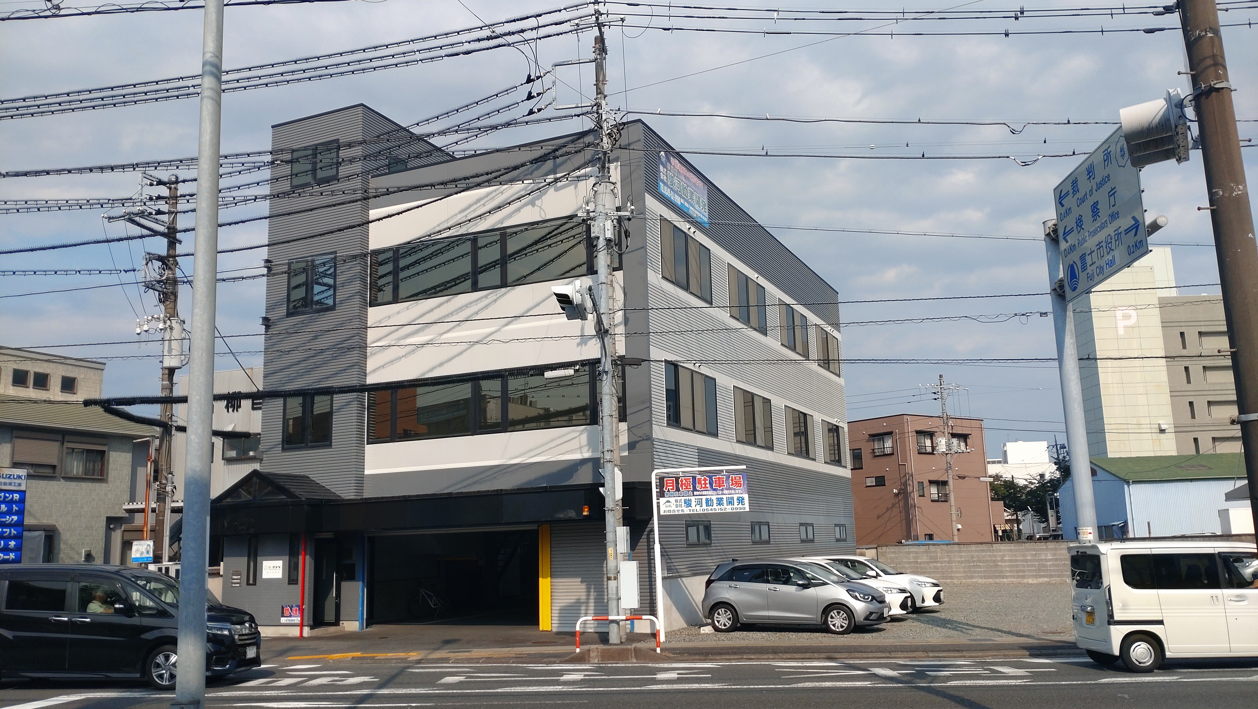 富士市錦町1丁目スルガ複合テナントビル