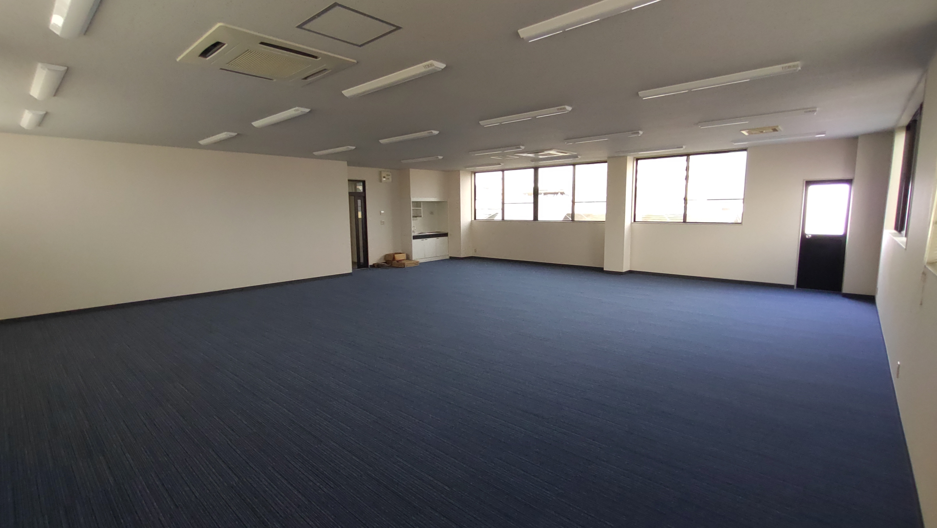 富士市錦町1丁目スルガ複合テナントビル