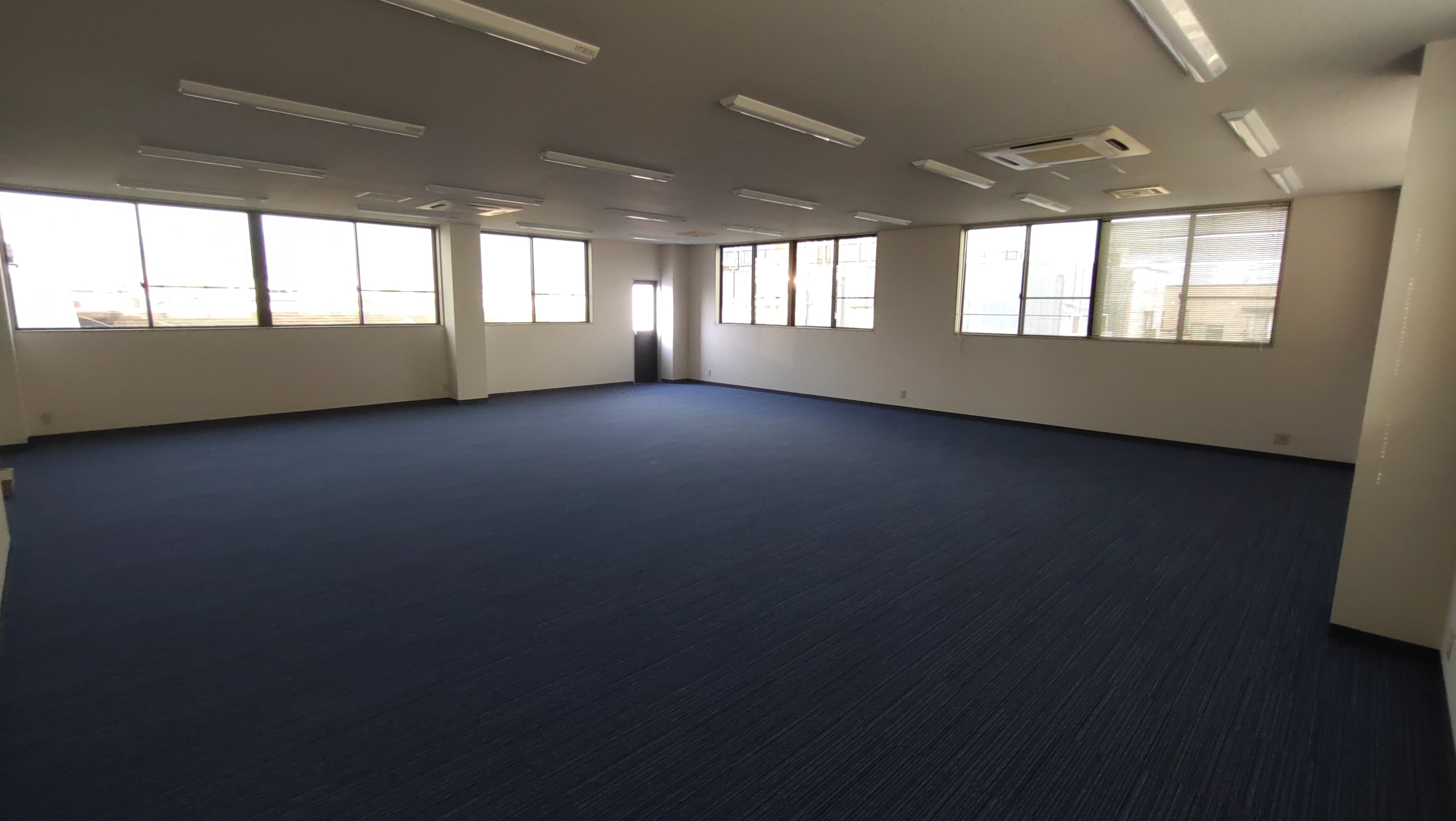 富士市錦町1丁目スルガ複合テナントビル