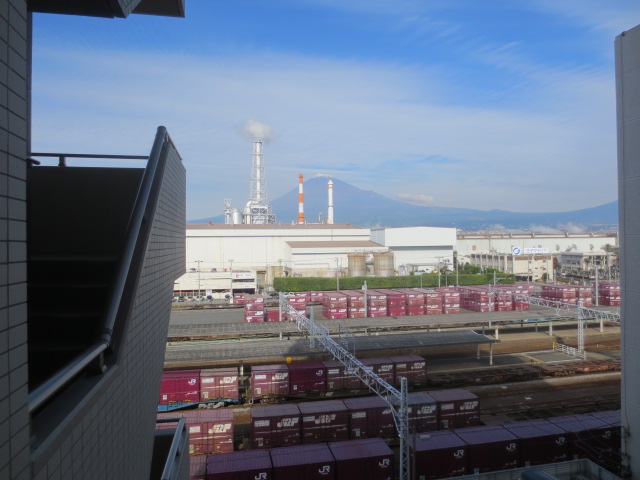 エストシエル富士　6階（南西角部屋）