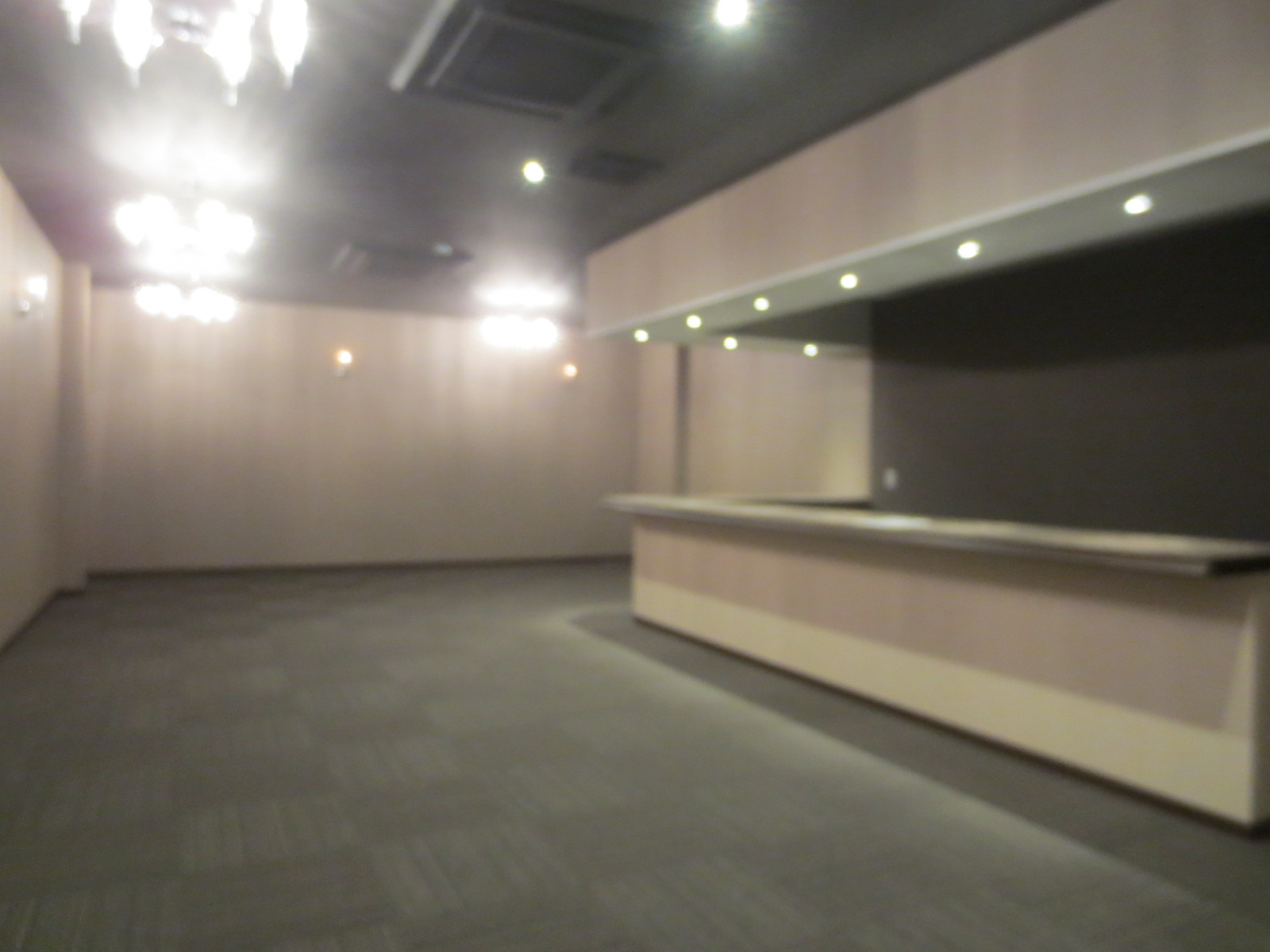 富士市吉原4丁目複合テナントビル　KLOVER B type