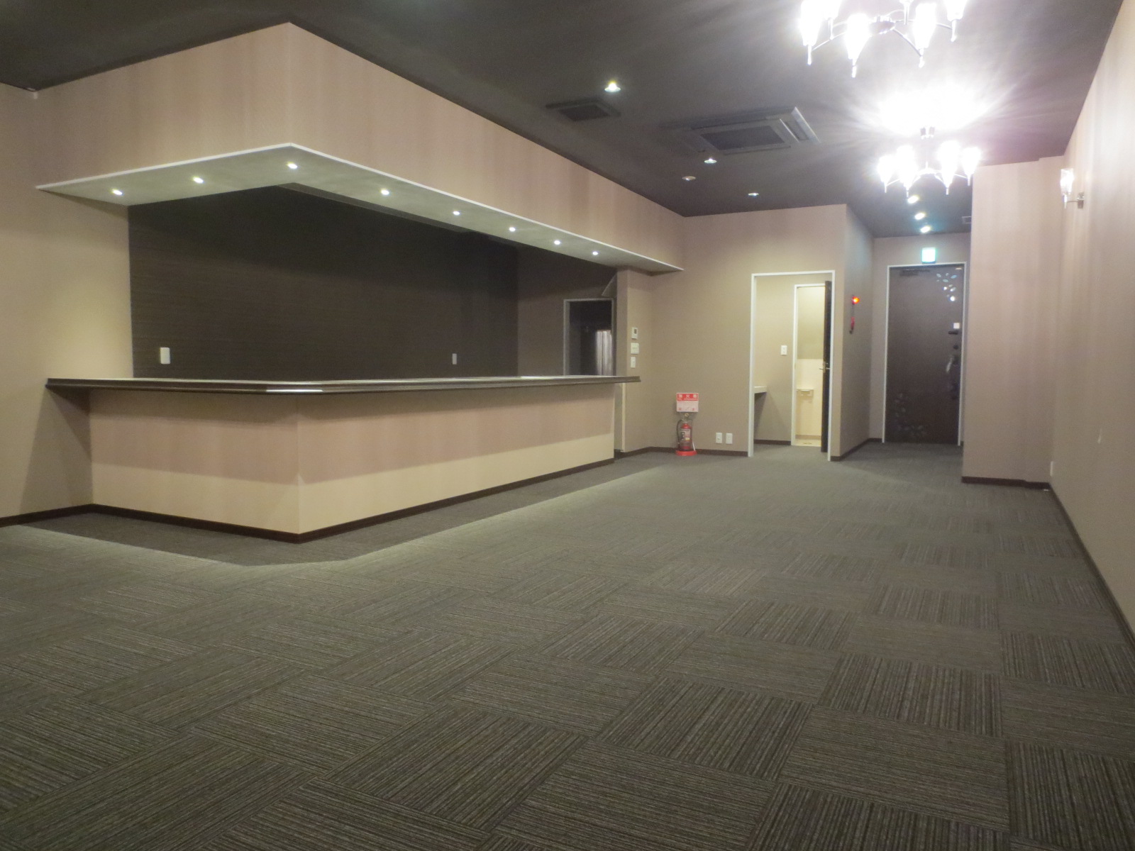 富士市吉原4丁目複合テナントビル　KLOVER B type