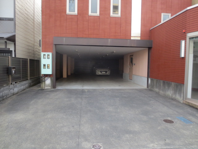 静岡市葵区西草深町スルガビル