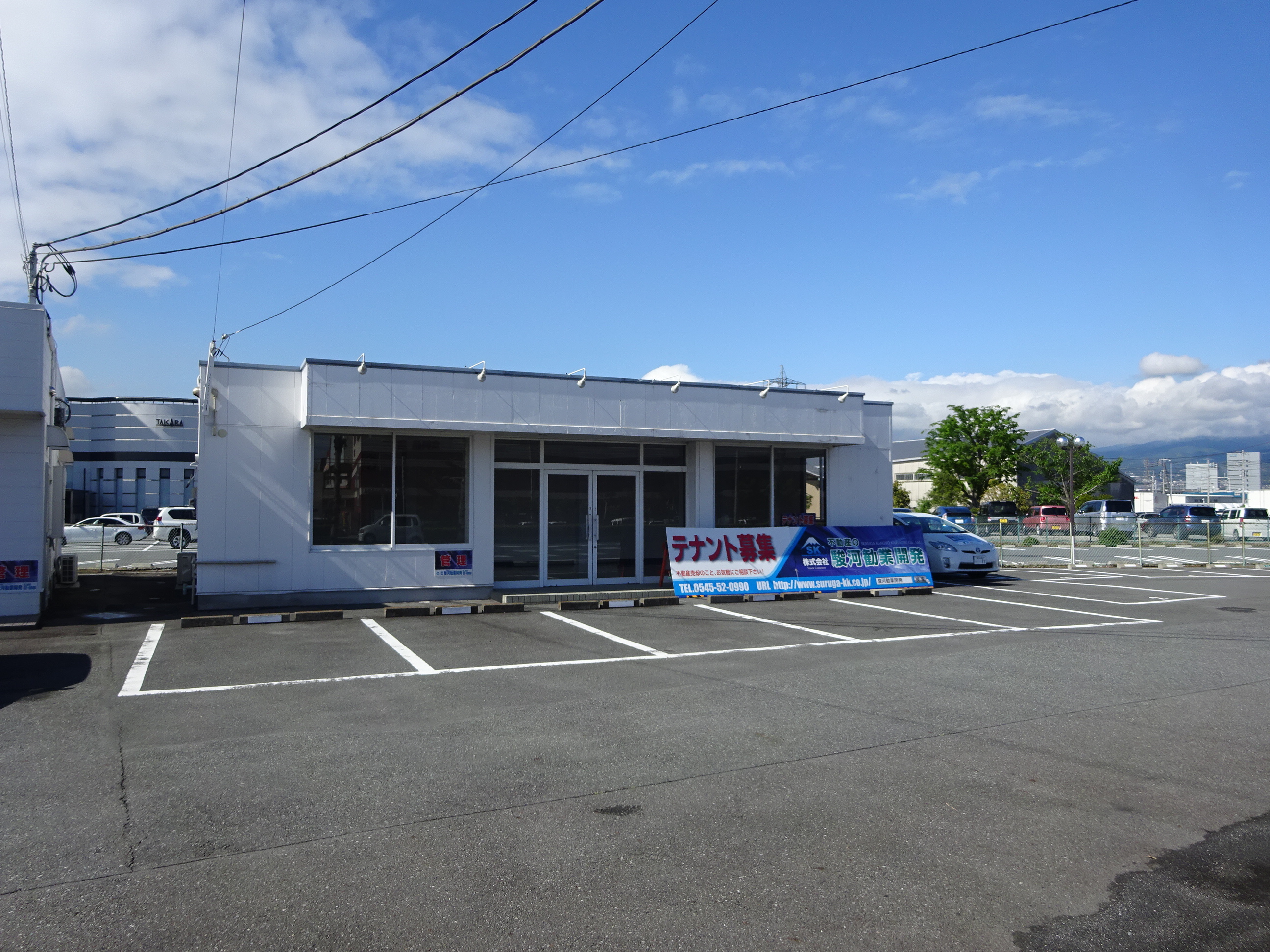 富士市川成島スルガロードサイドテナント　B店舗