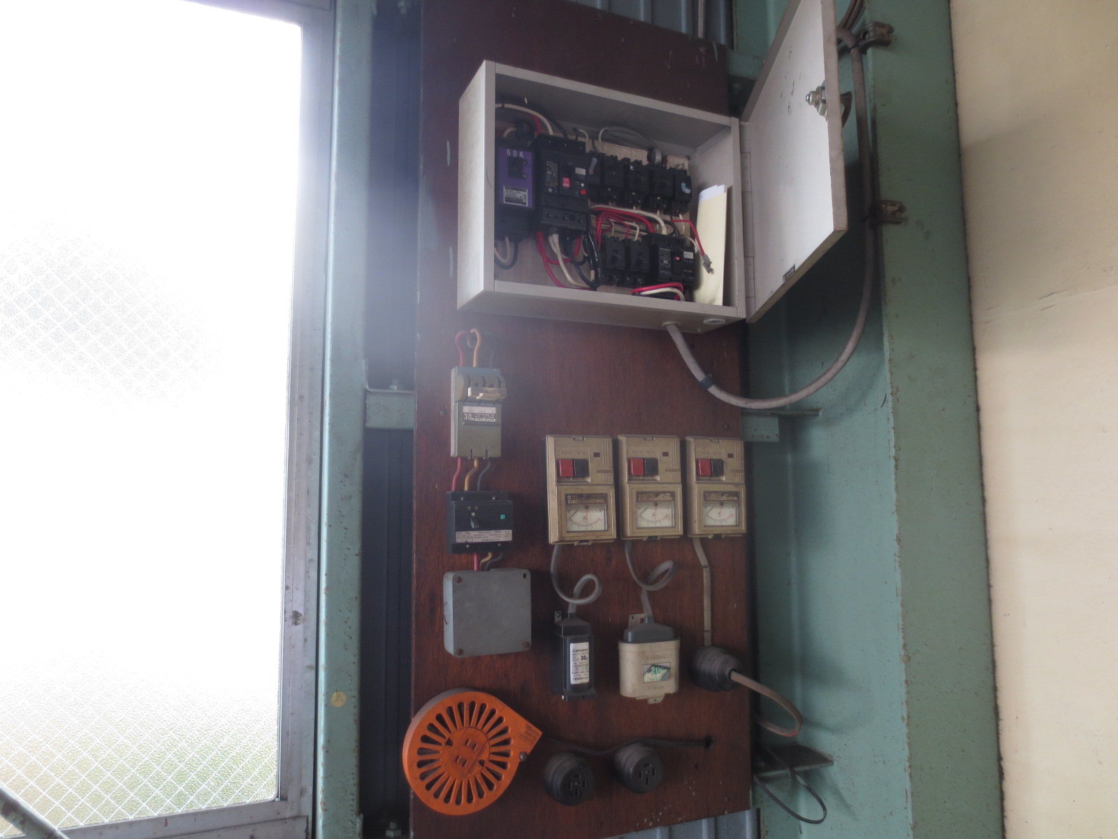 富士宮市光町貸し倉庫・作業所