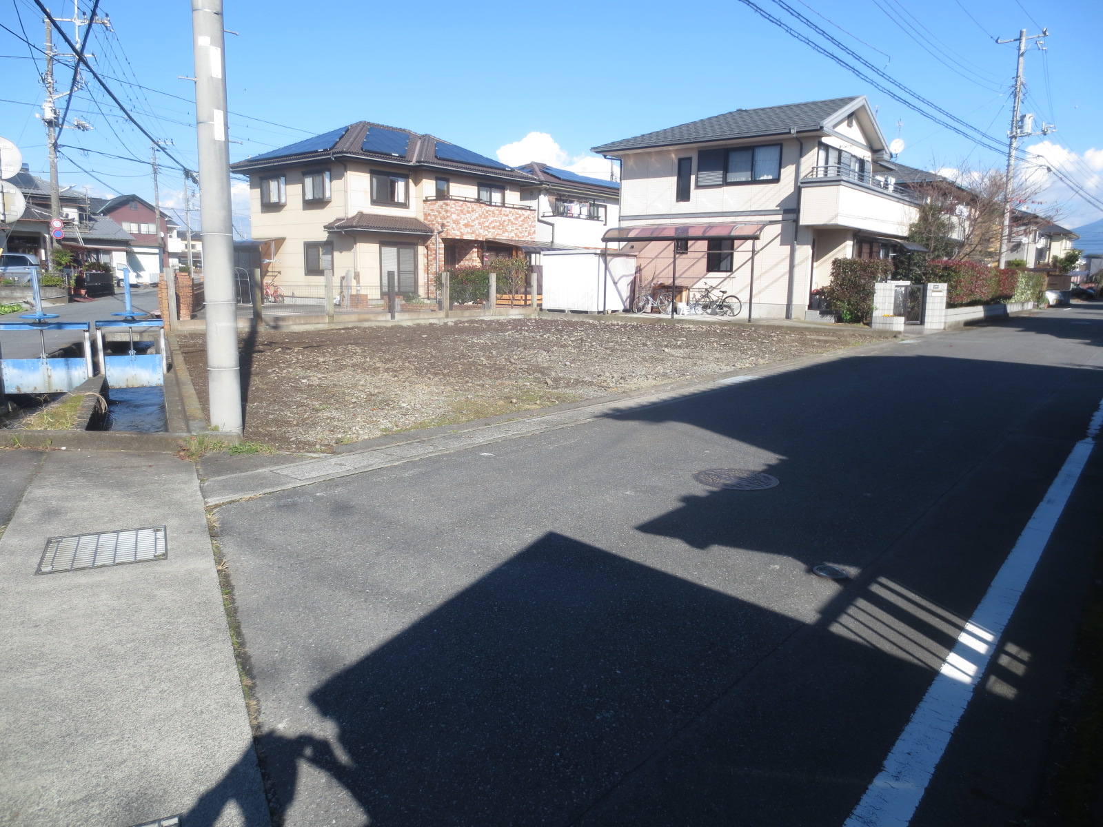 富士市宮下西南角地売り土地