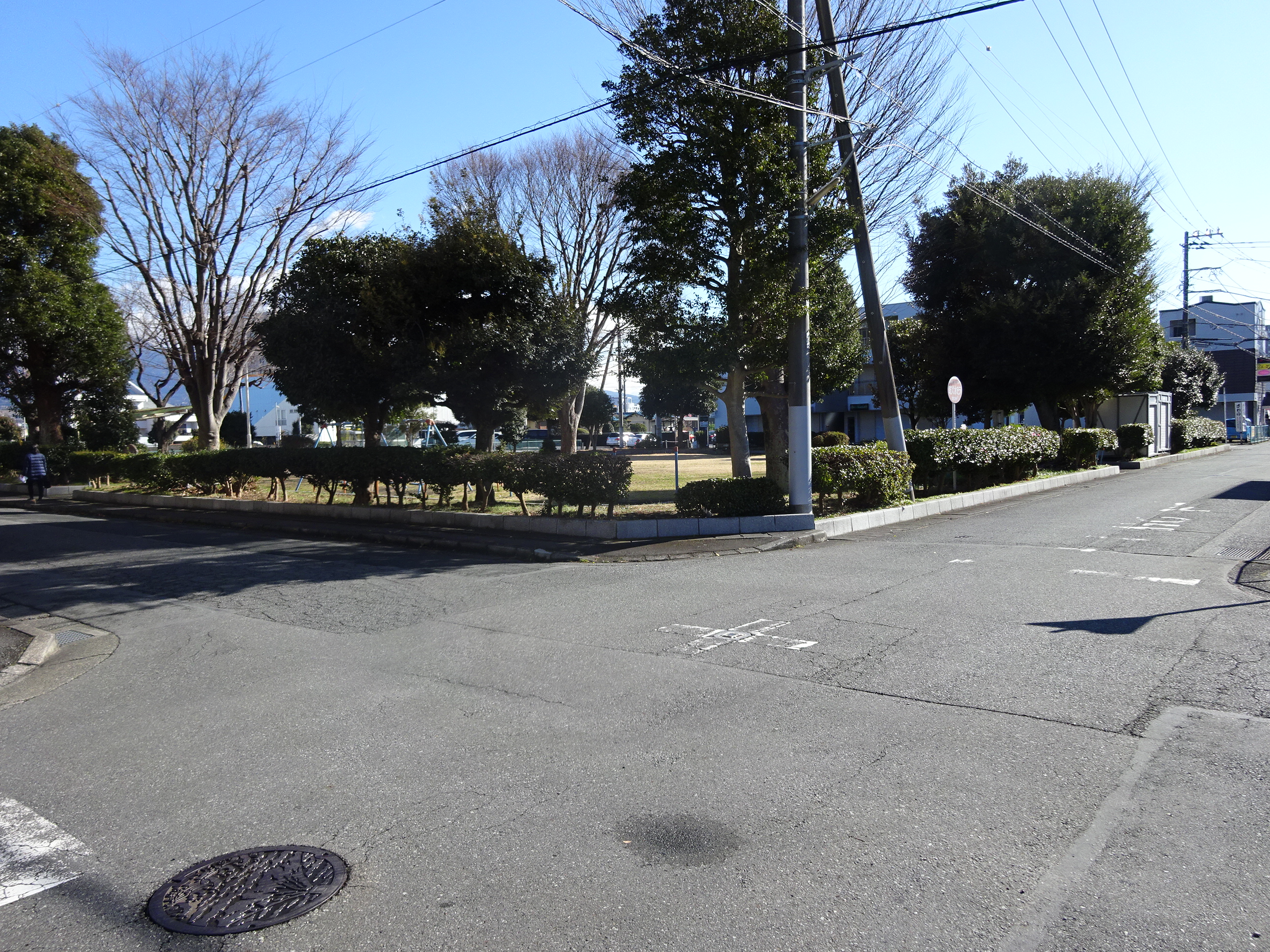 サーパス日乃出町公園1階（東南角部屋）