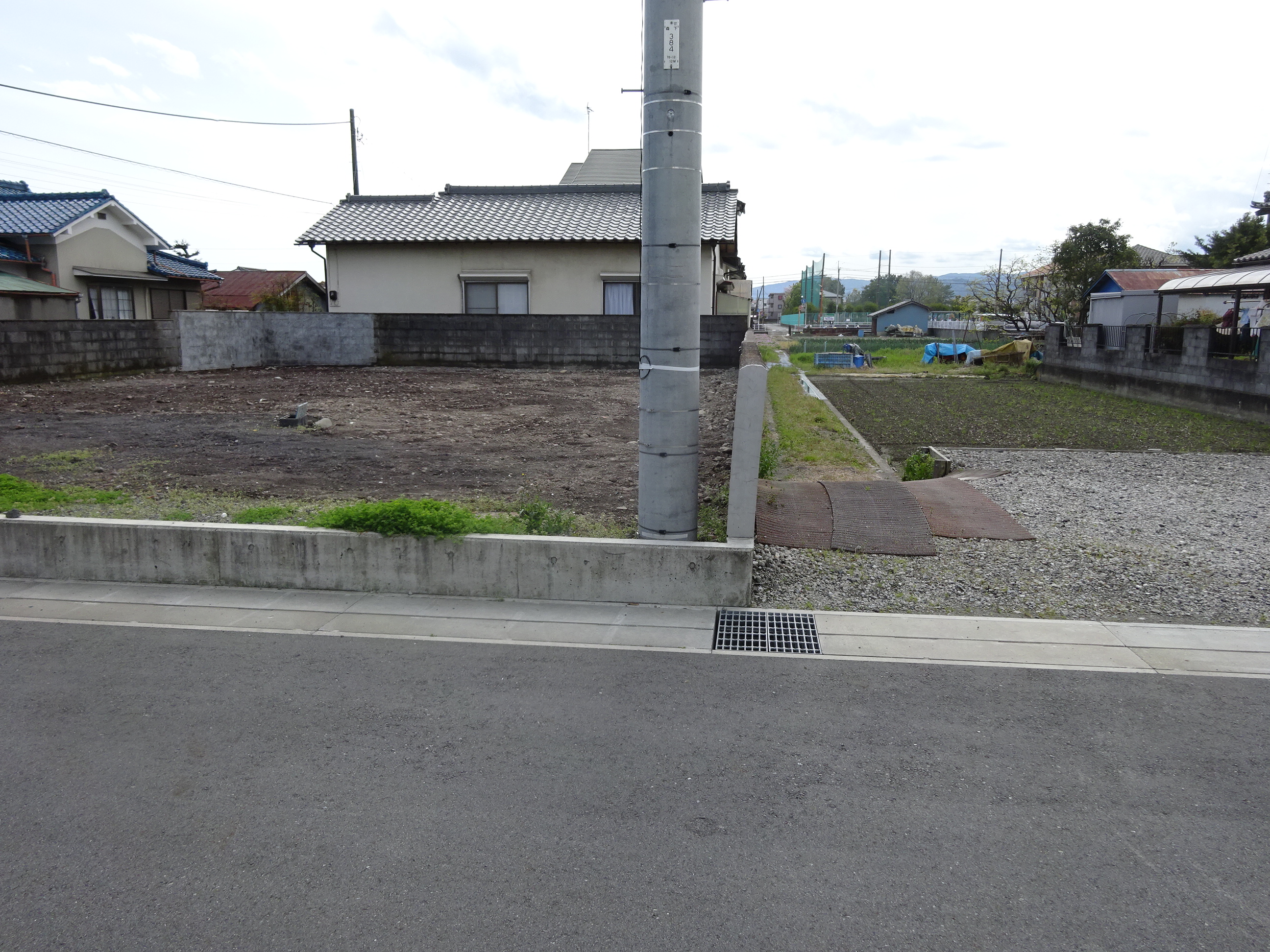 富士市五貫島東南角地売り土地