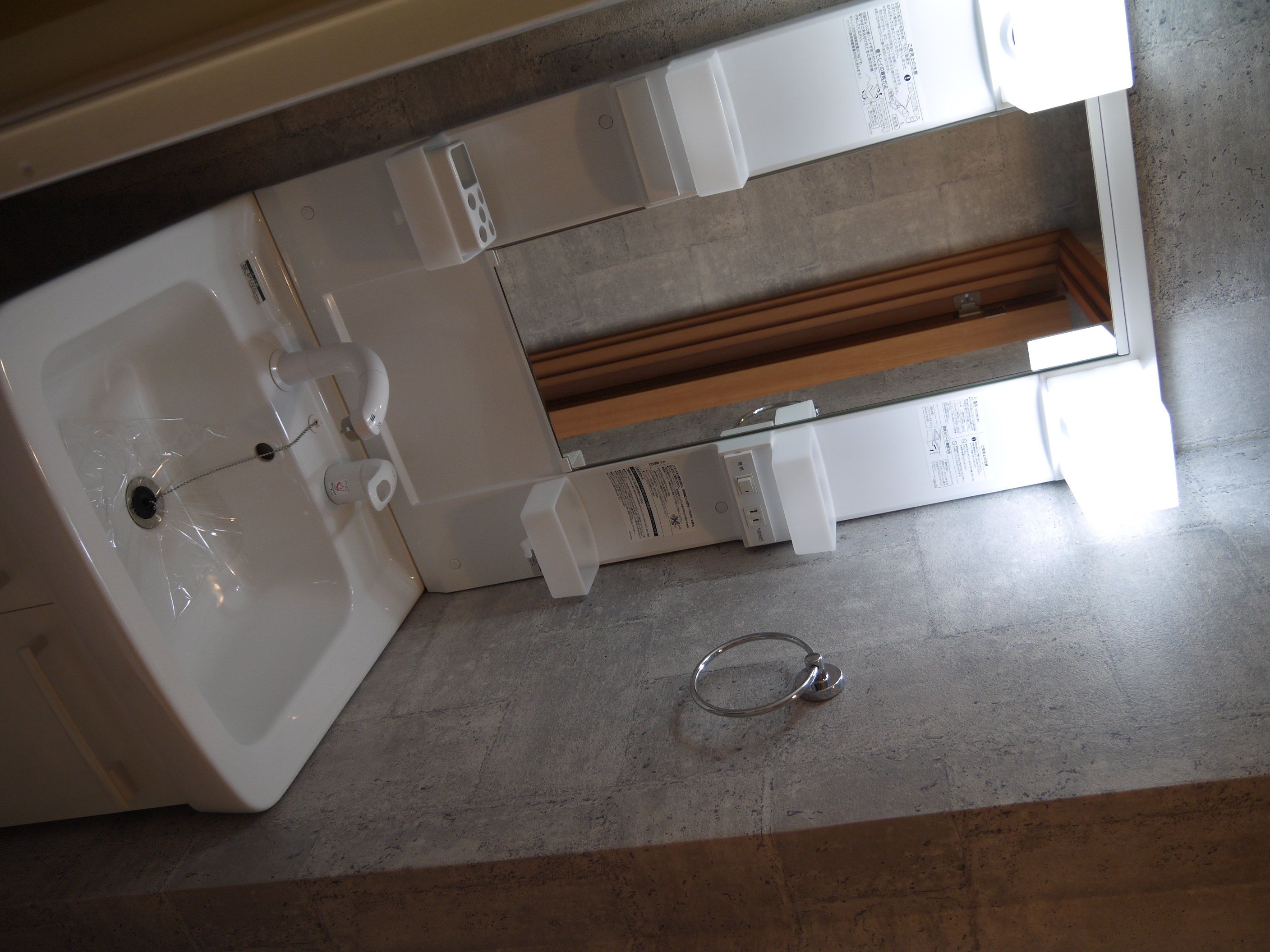 静岡市葵区「西草深町」最上階ペントハウス1Rマンション