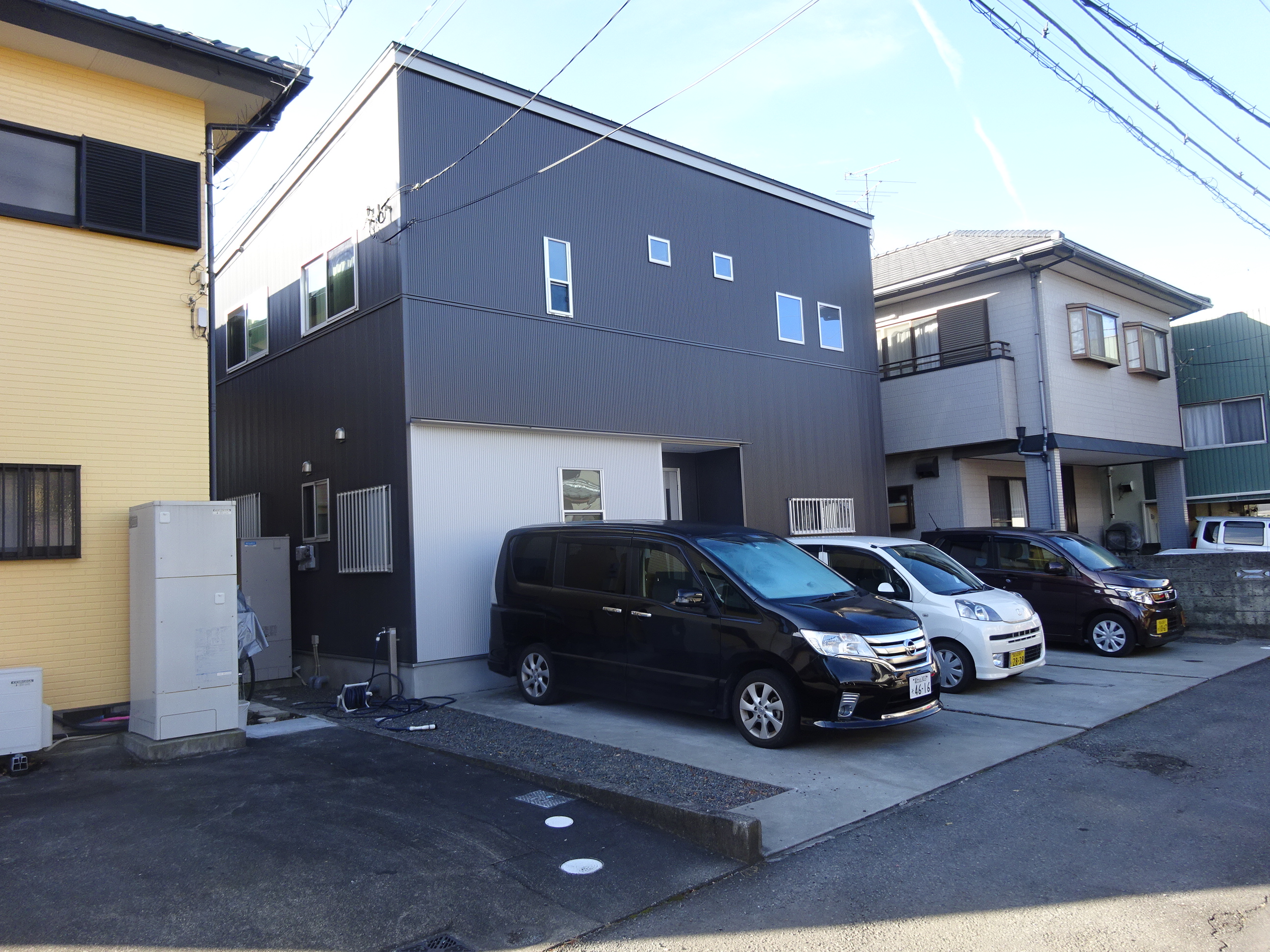 富士市伝法太陽光パネル搭載 築浅中古住宅