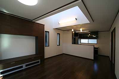 富士市伝法太陽光パネル搭載 築浅中古住宅