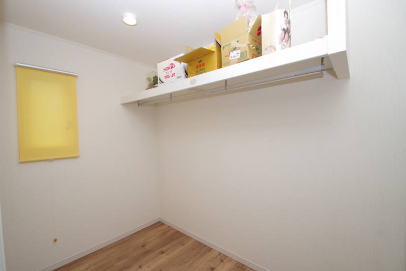 富士市南松野築浅中古住宅