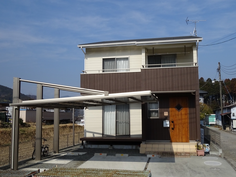 富士市南松野築浅中古住宅