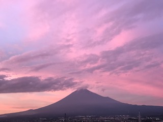 富士市米之宮町サーパス米之宮≪西南角部屋≫