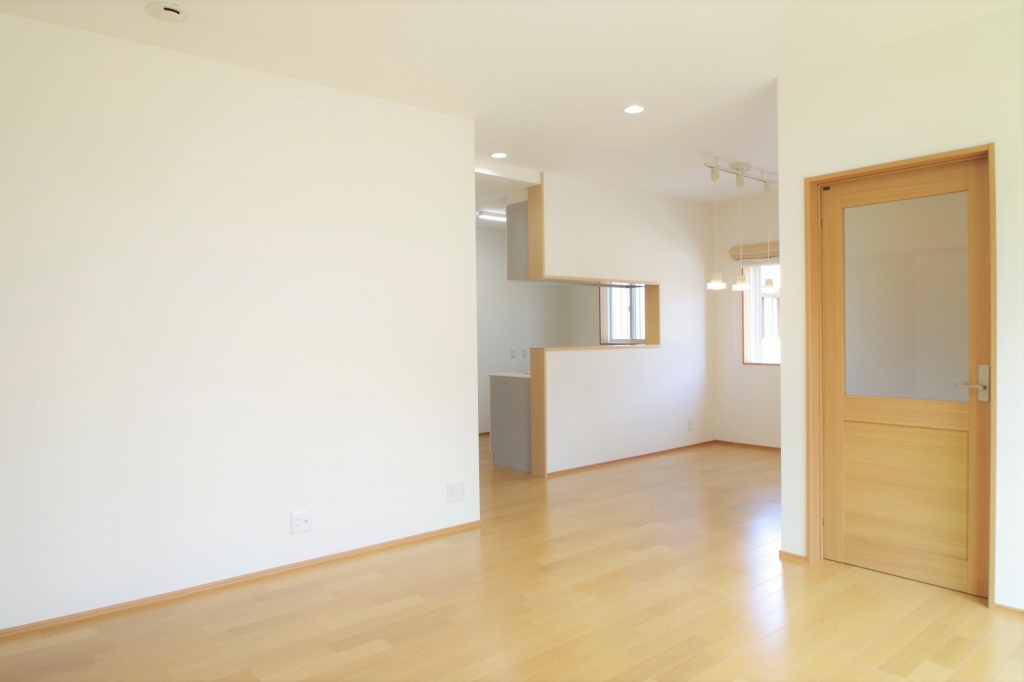 富士市広見東本町築浅中古住宅