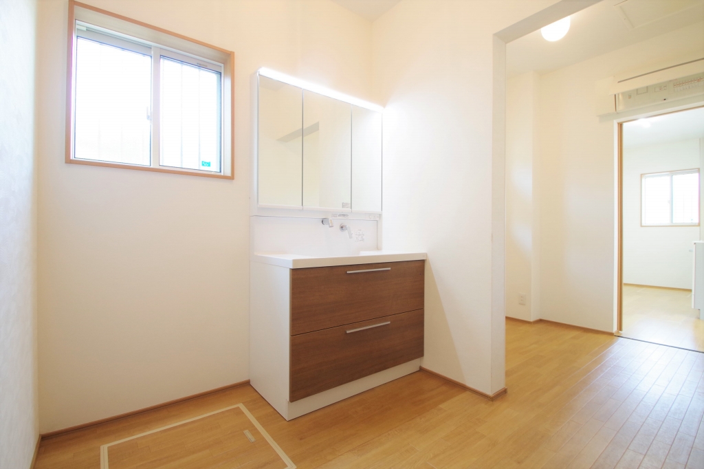 富士市広見東本町築浅中古住宅