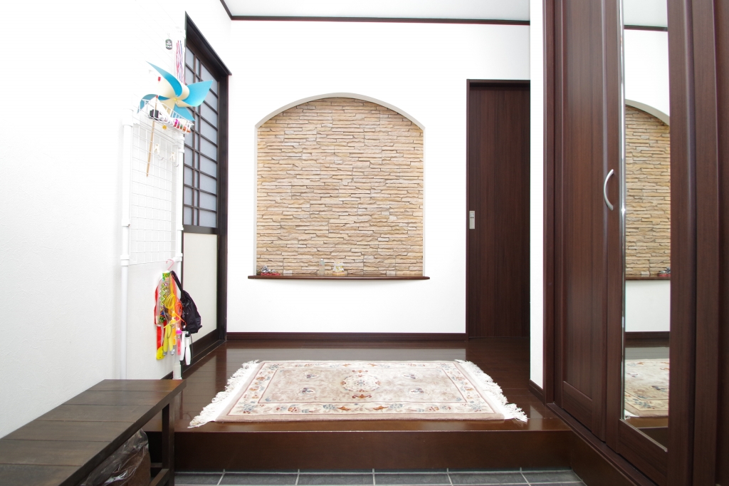 富士市中野築浅中古住宅