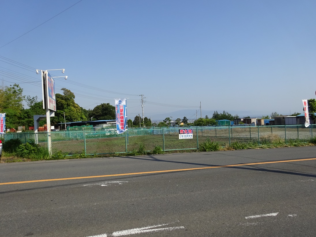 富士市比奈　資材置場用地