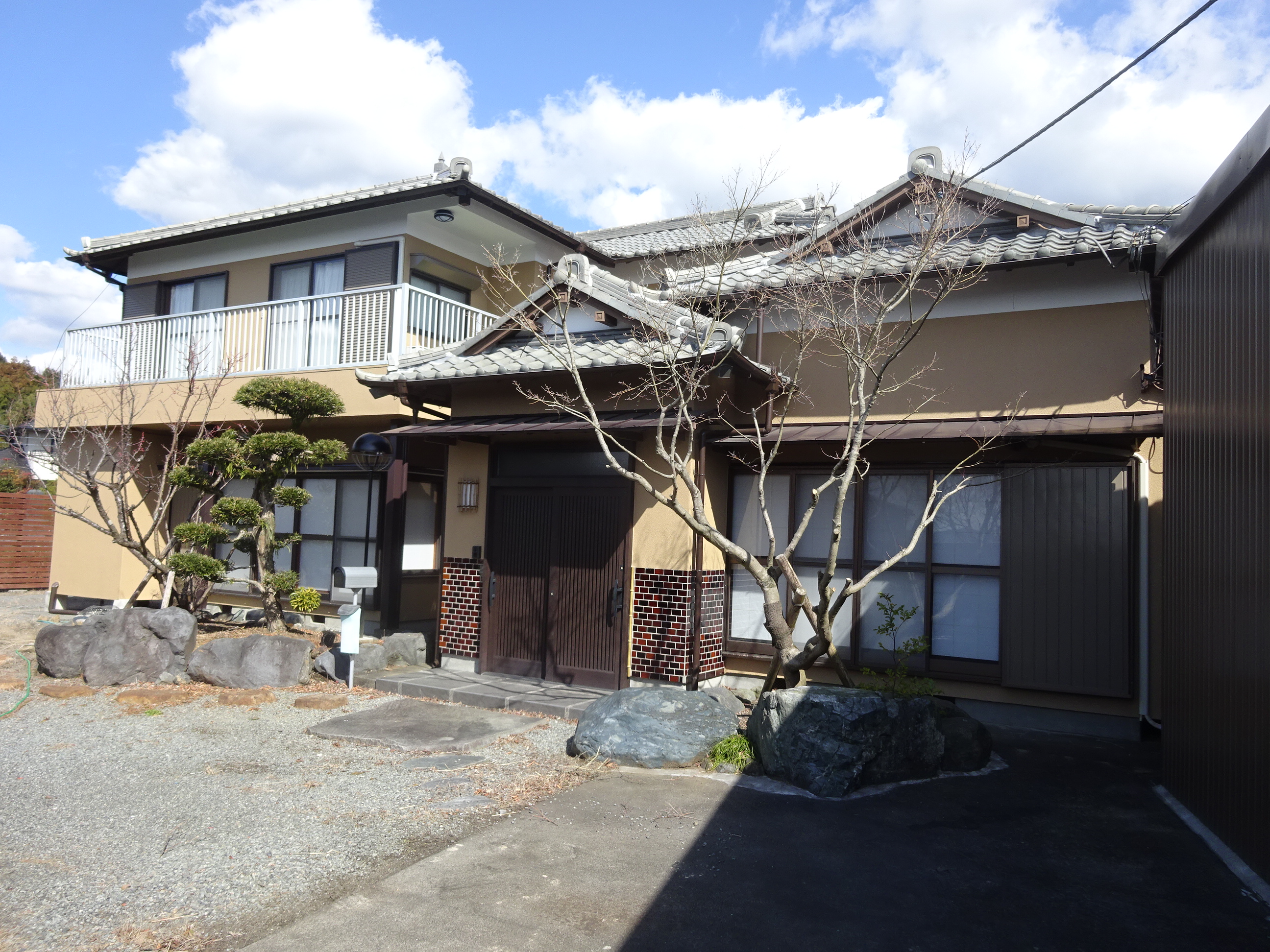 富士宮市杉田戸建て借家・作業所ガレージ付き