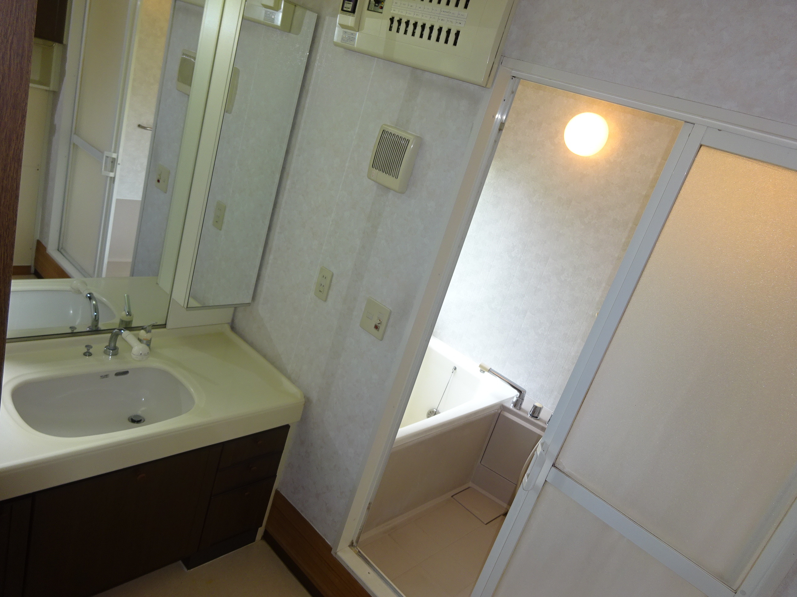 富士市松岡中古住宅（2世帯仕様）