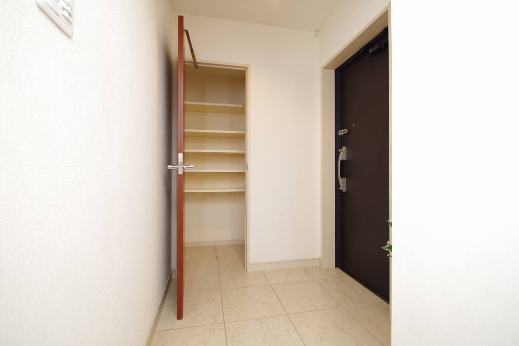 エンブルソレア今泉小前