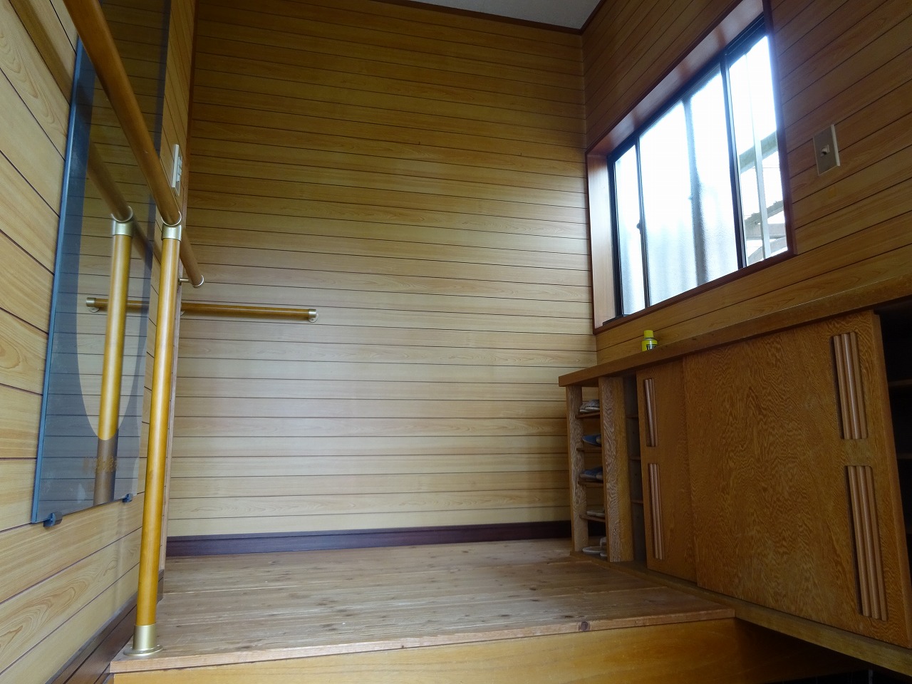 富士市大渕　ログハウス風中古住宅