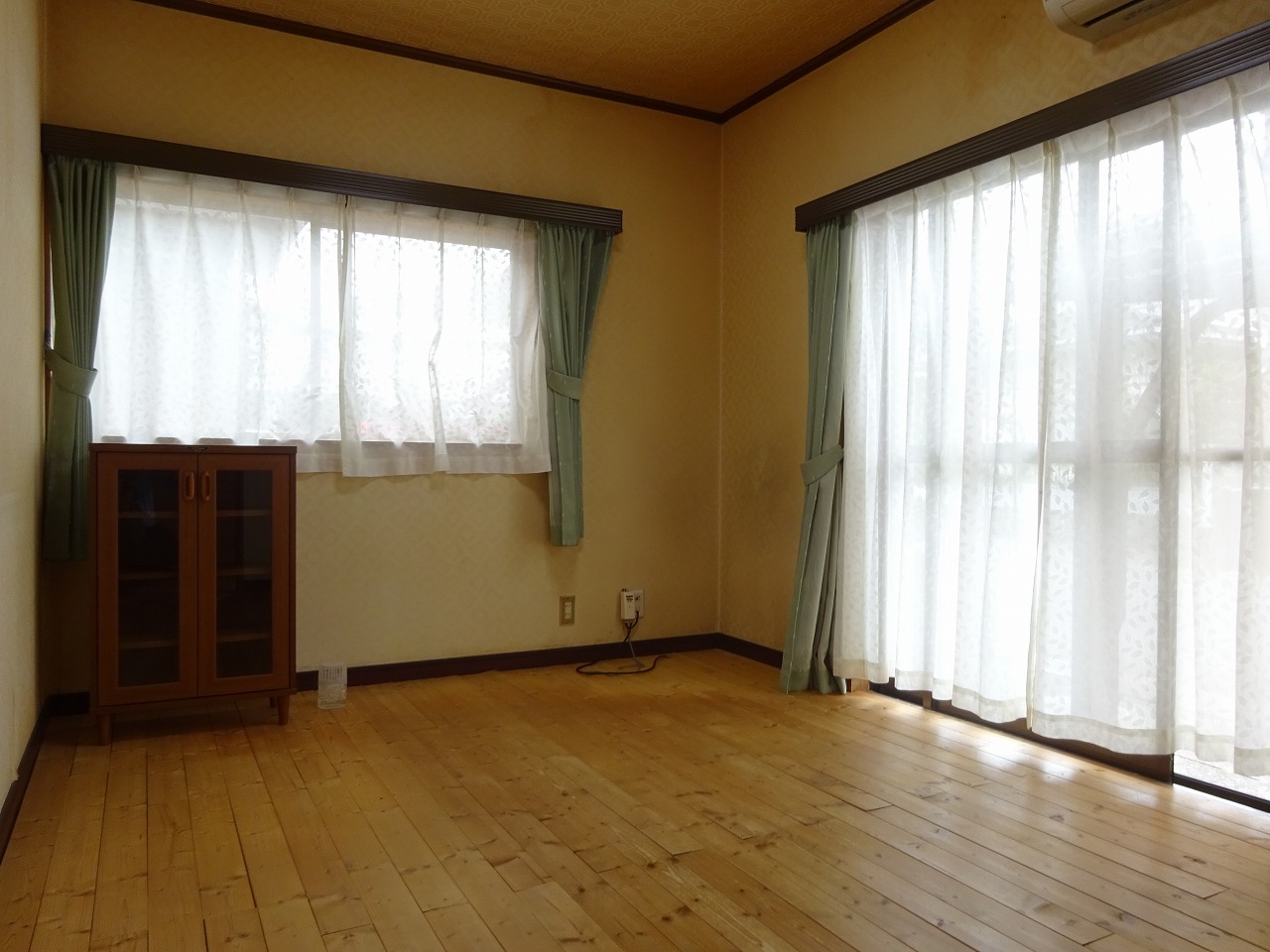 富士市大渕　ログハウス風中古住宅