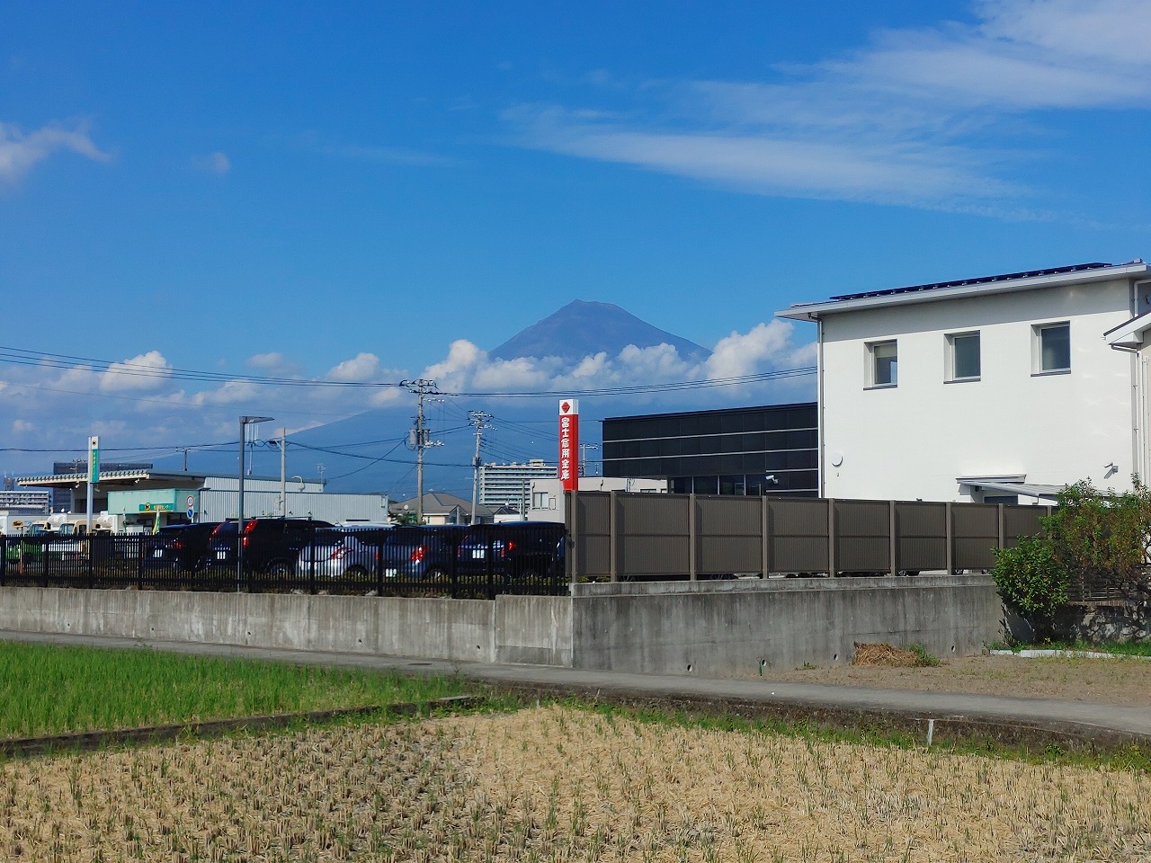 富士市森島売土地　敷地90坪超え！