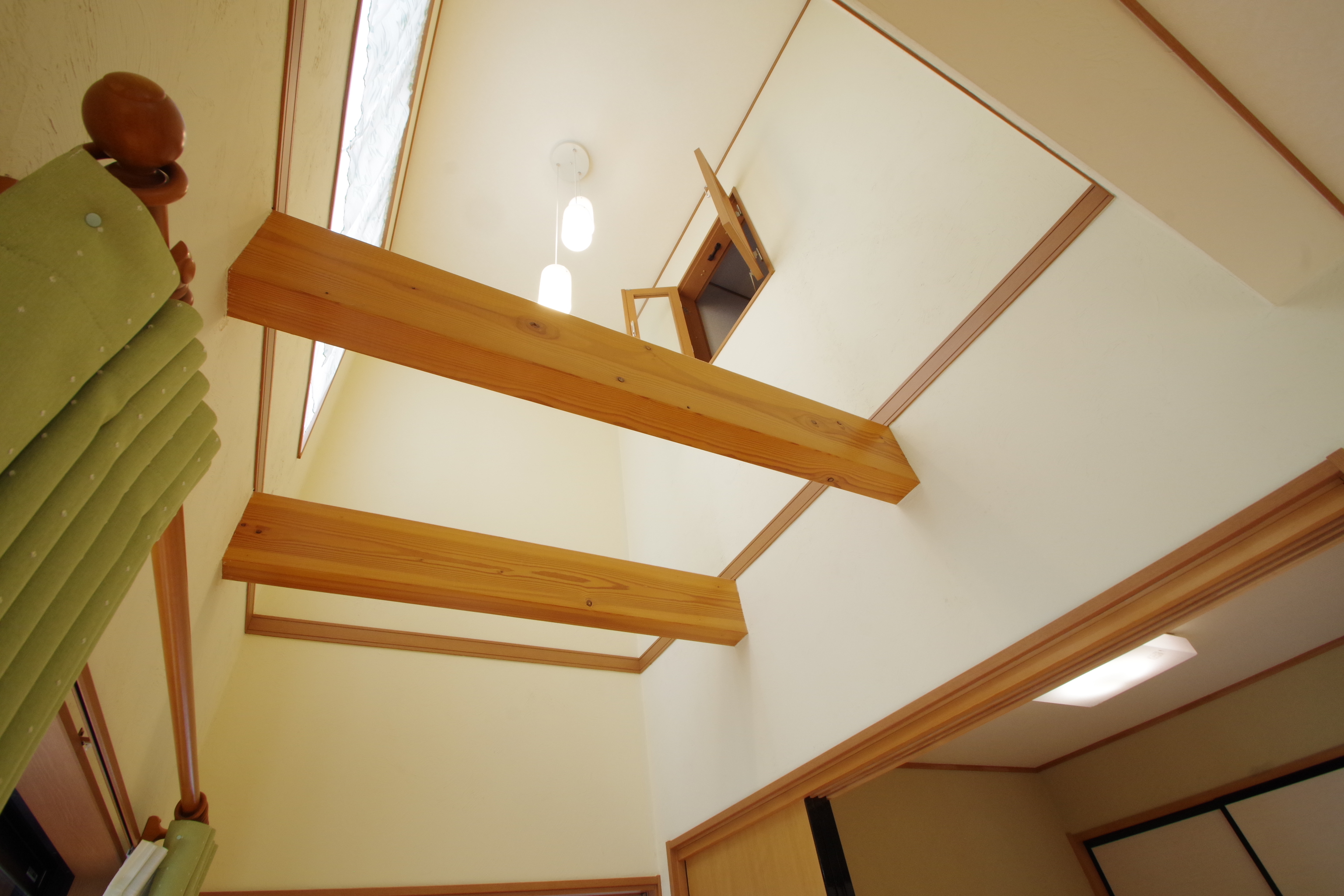 万野原新田に見どころ満載の、築浅デザイナーズハウス登場です！！