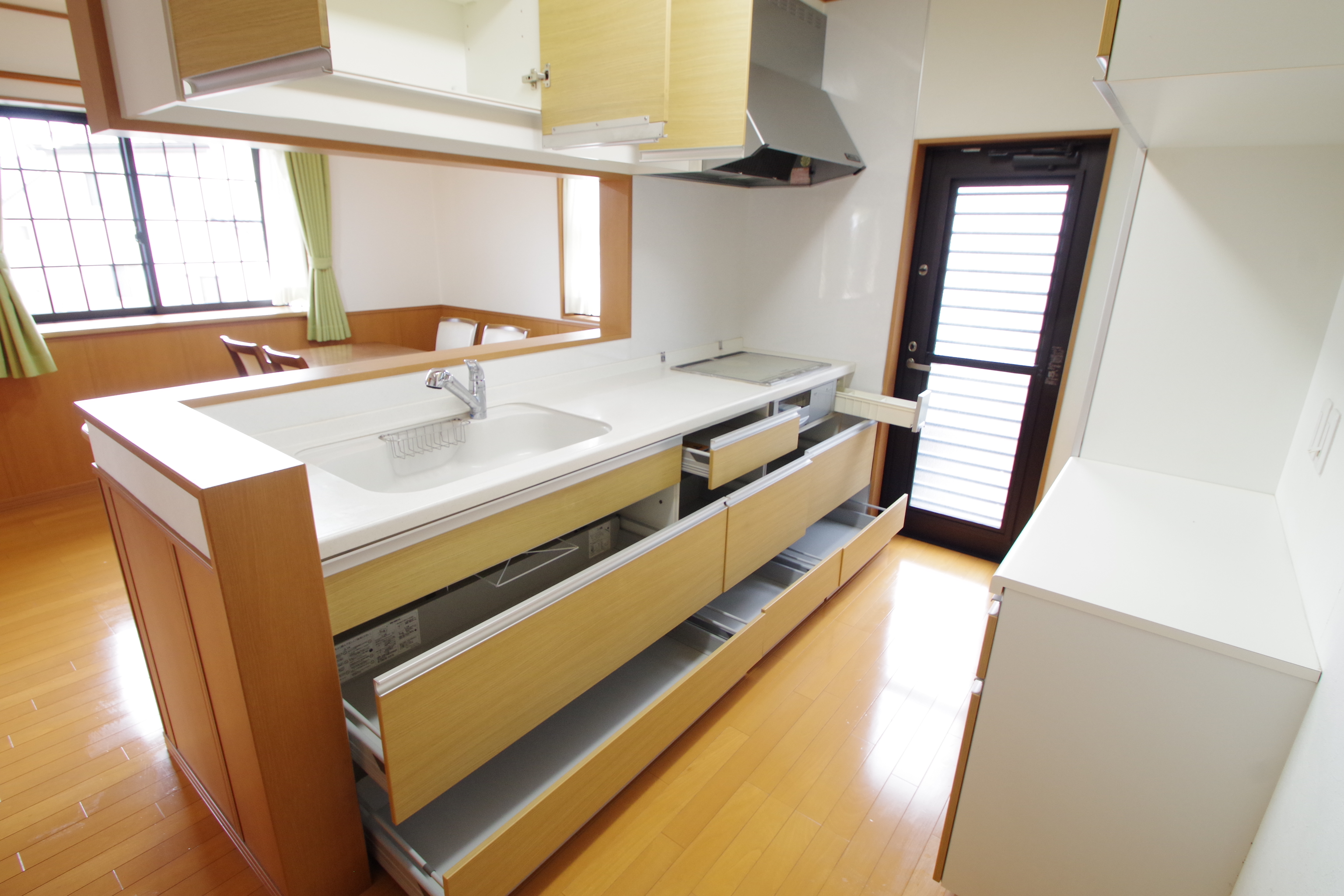 万野原新田に見どころ満載の、築浅デザイナーズハウス登場です！！