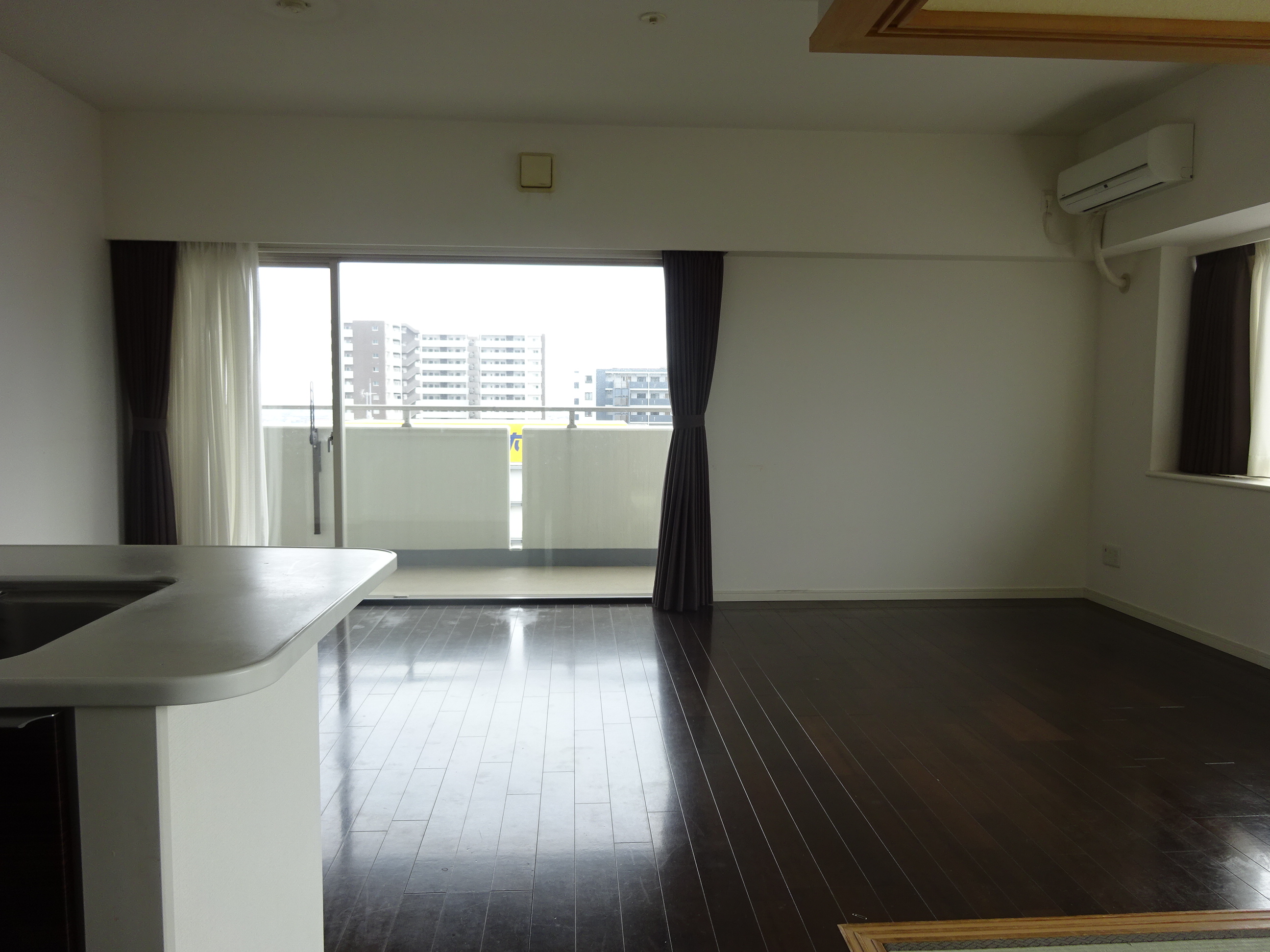 アーバンシティー富士ステーションコート9階角部屋