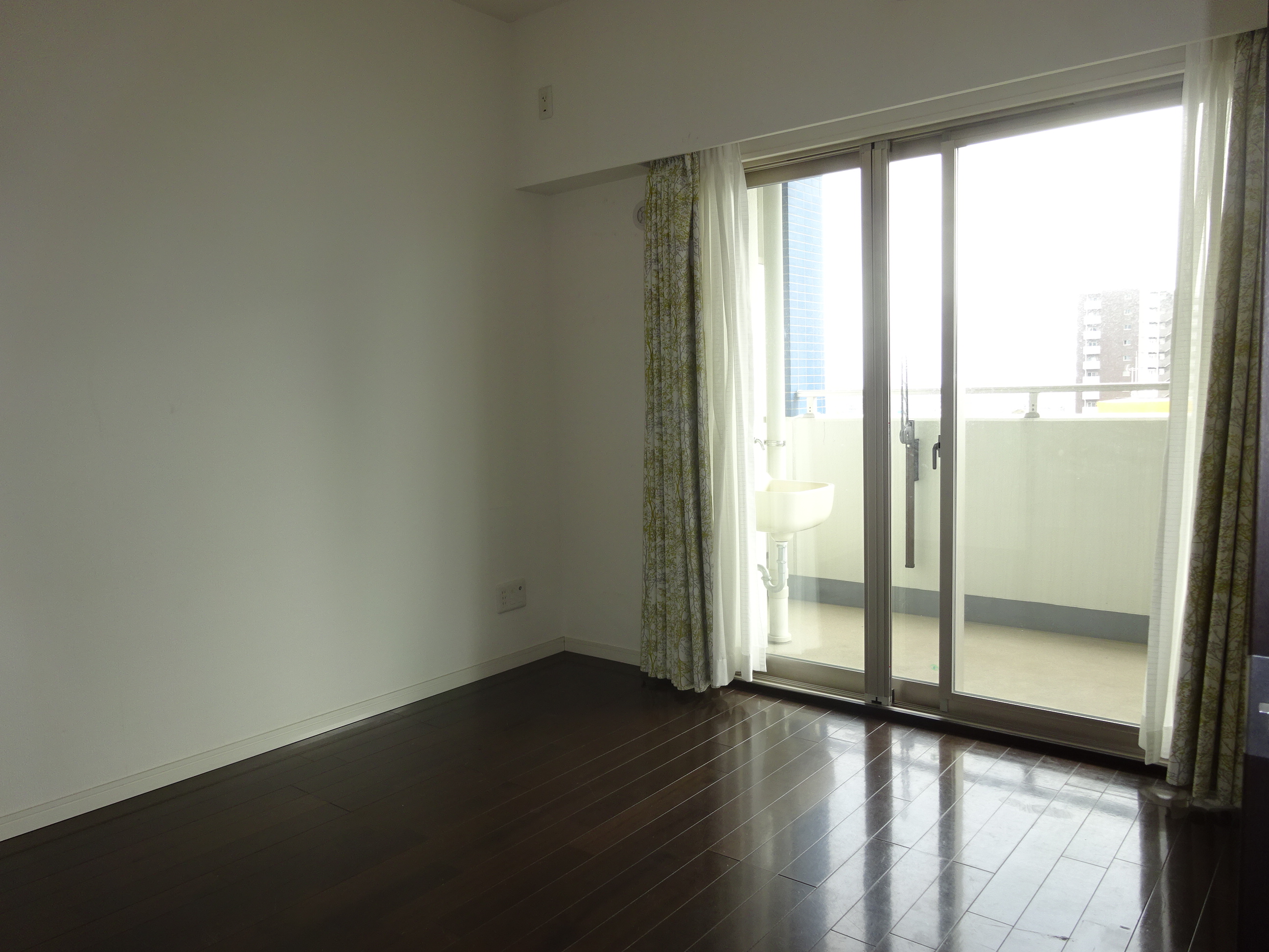 アーバンシティー富士ステーションコート9階角部屋