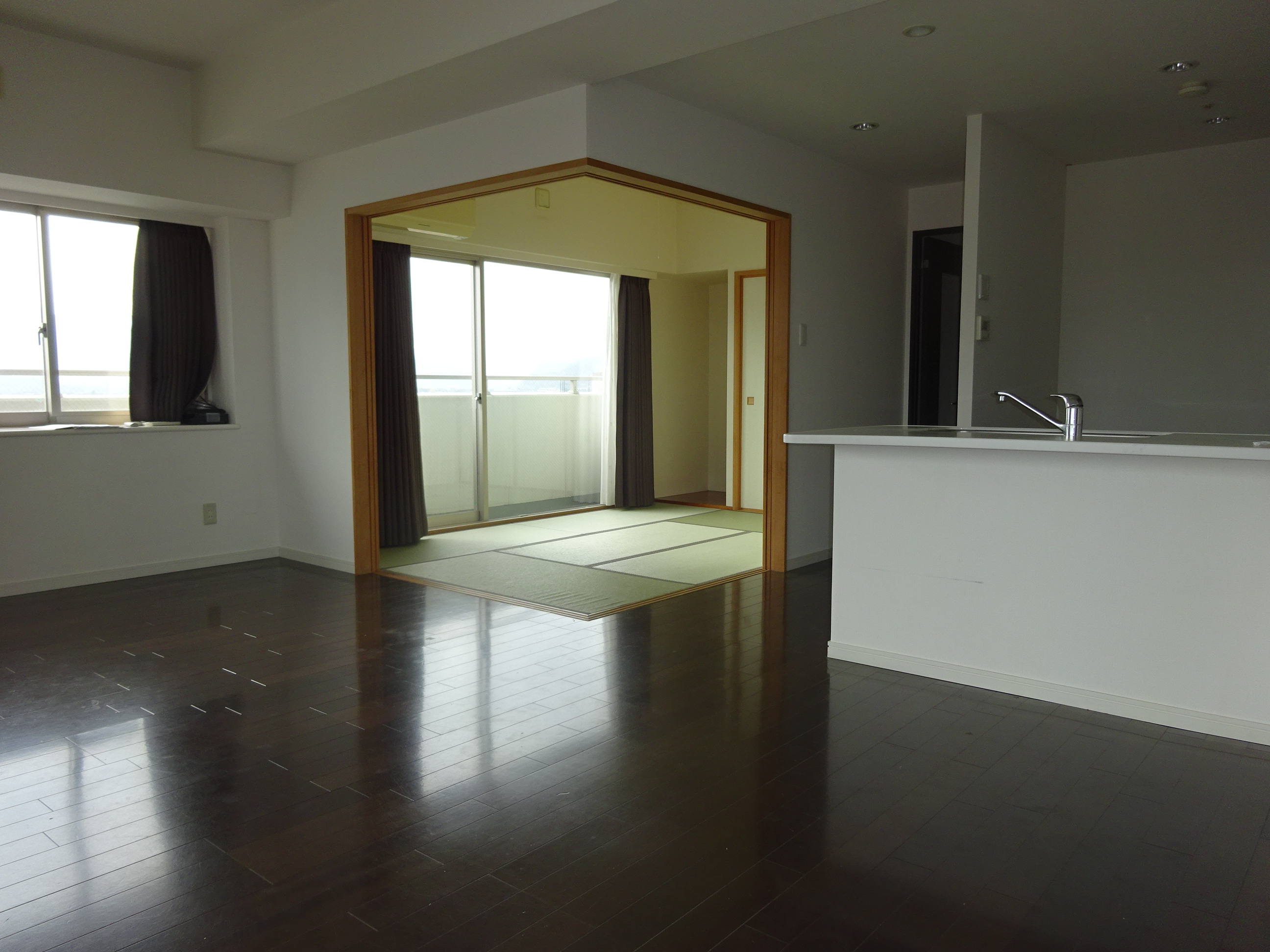 アーバンシティー富士ステーションコート9階角部屋