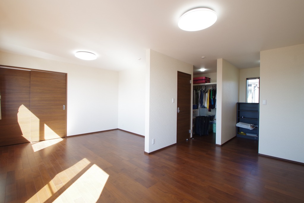 富士市伝法築浅オール電化中古住宅